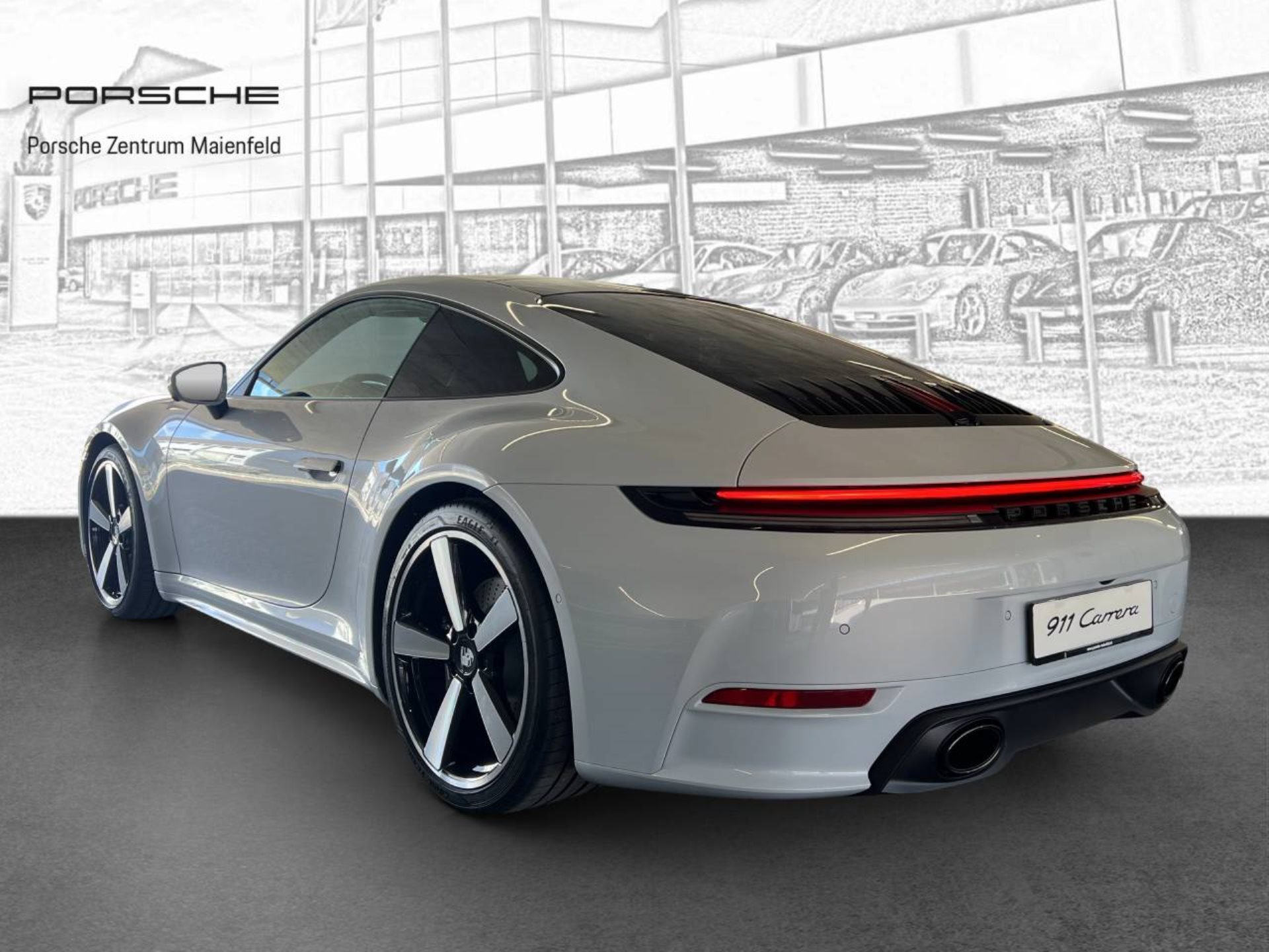 PORSCHE 911 Carrera-showroom-element-2