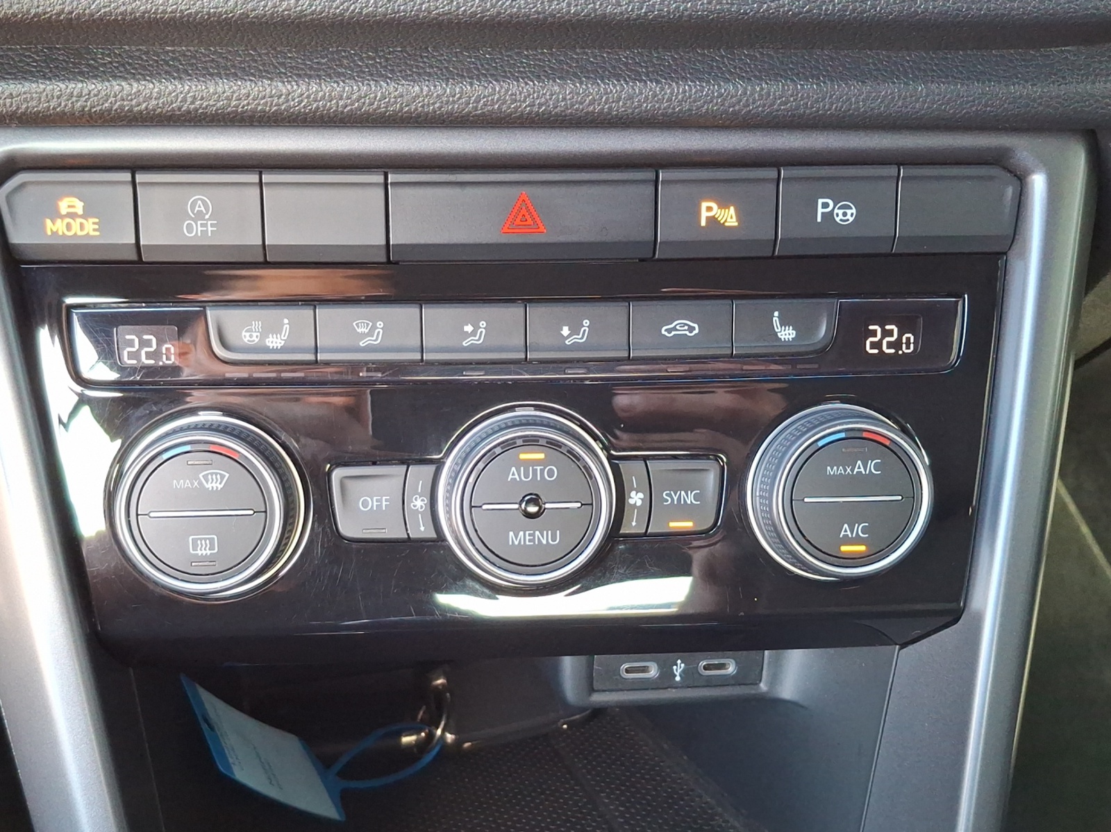 VW T-Roc Cabriolet 1.0 TSI Advance-image-15