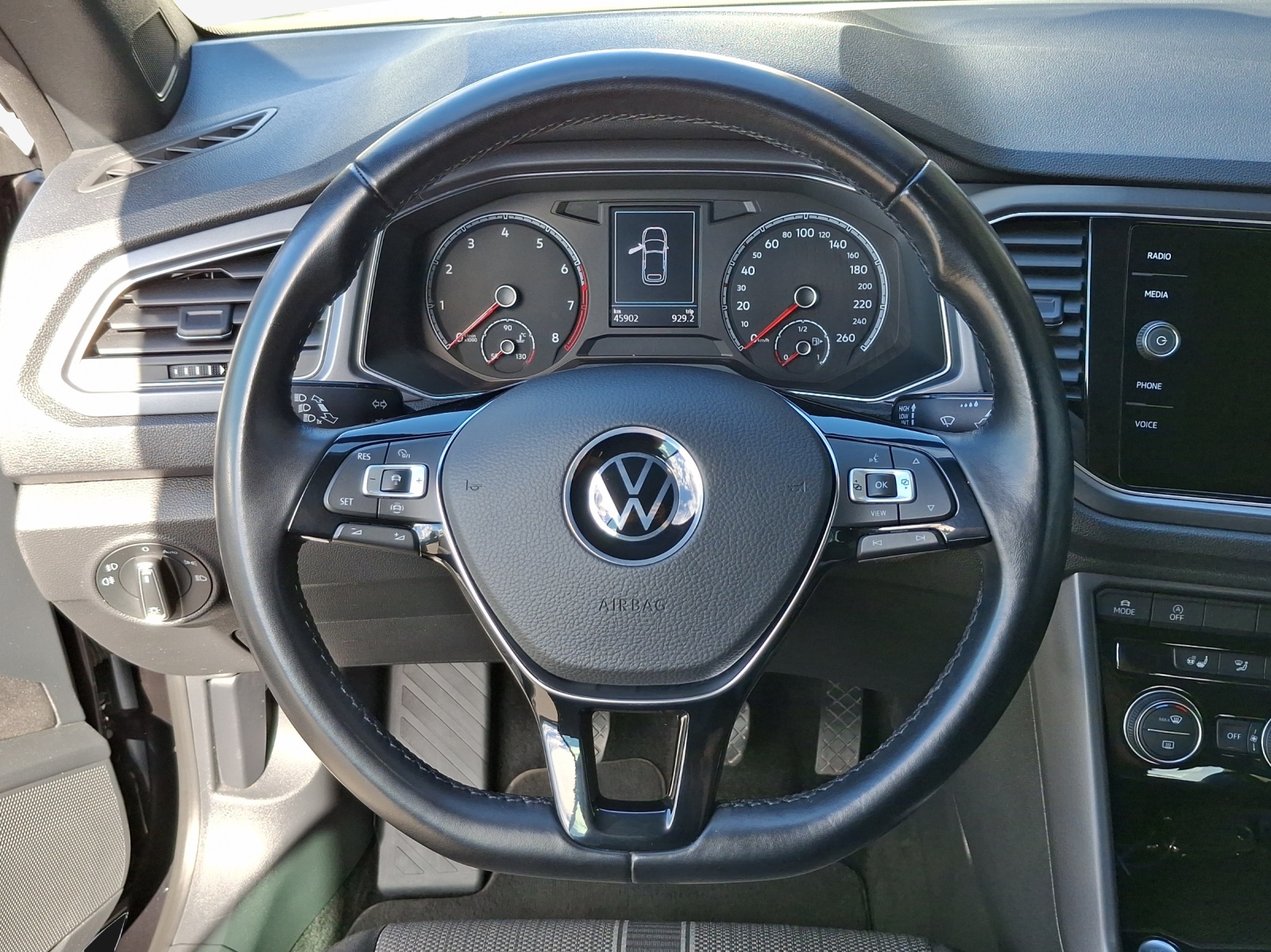 VW T-Roc Cabriolet 1.0 TSI Advance-image-9