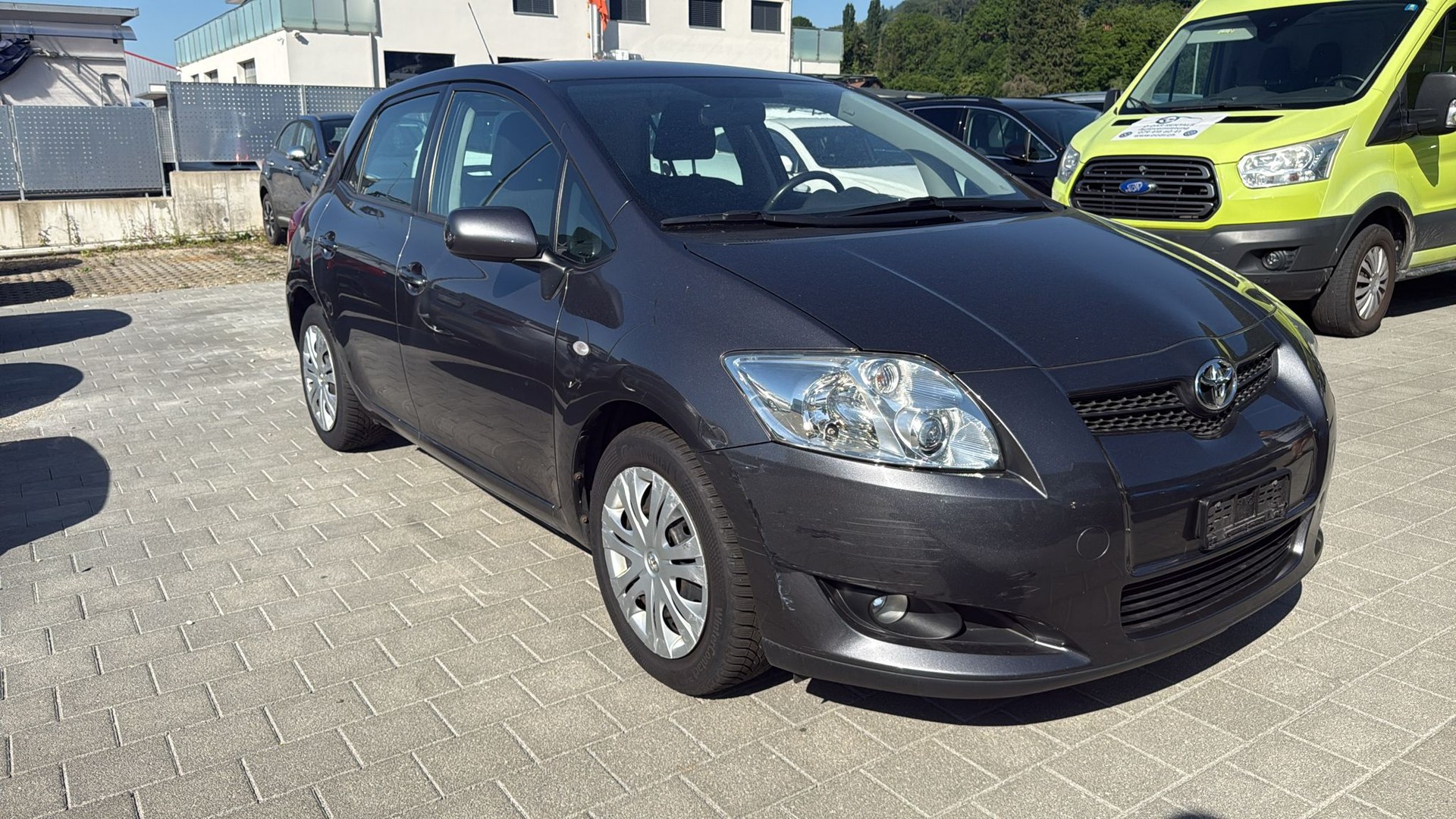TOYOTA Auris 1.6 Style-image-9