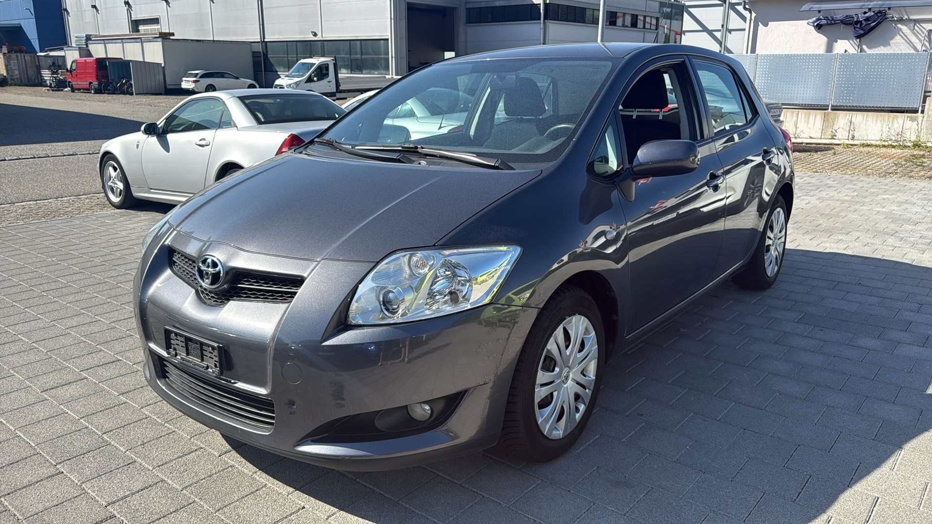 TOYOTA Auris 1.6 Style-image-0