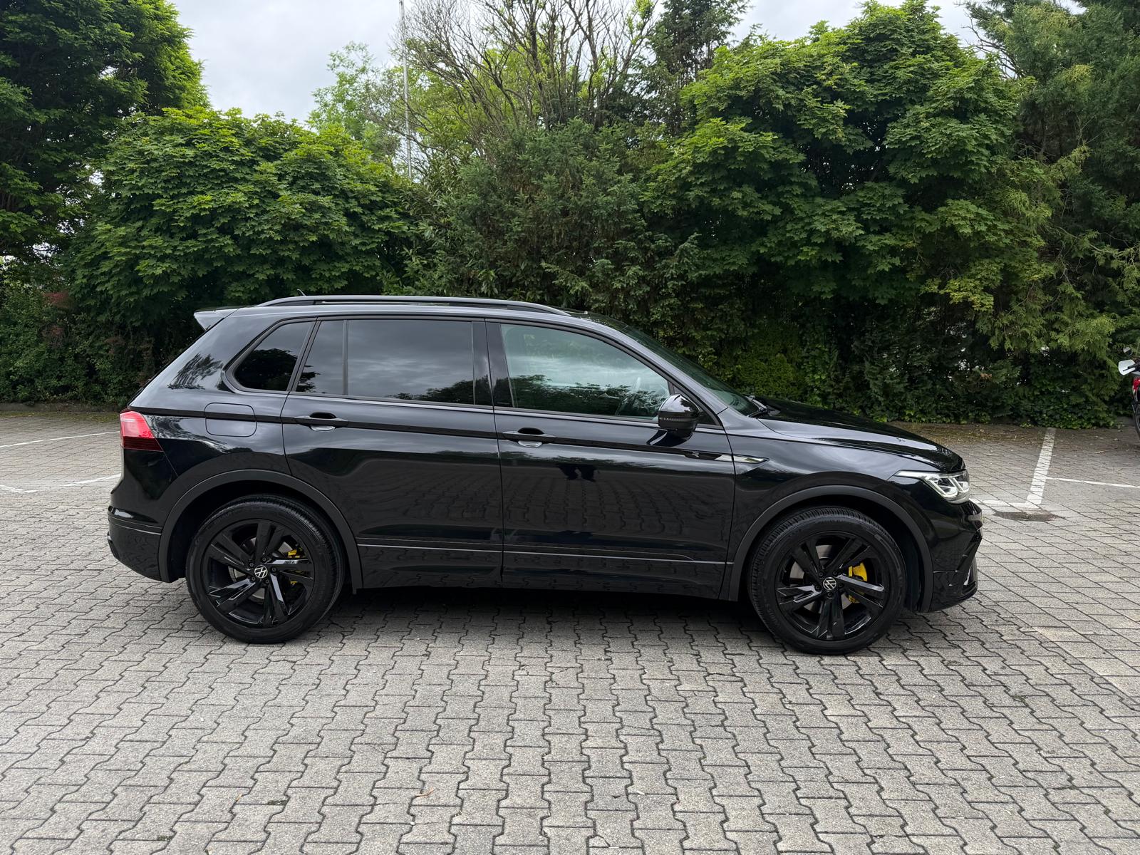 VW Tiguan 2.0TSI R-Line 4Motion DSG-image-7