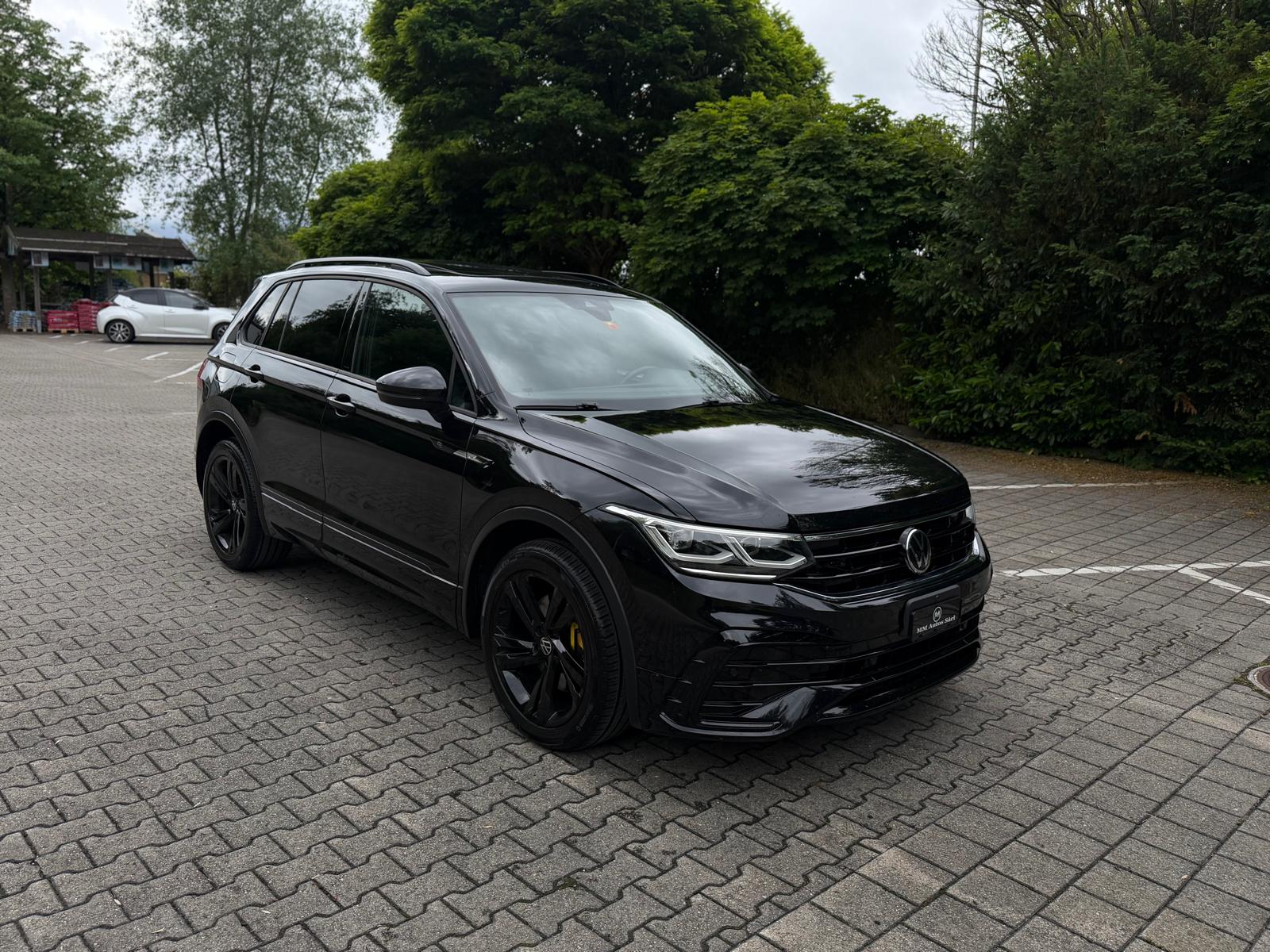 VW Tiguan 2.0TSI R-Line 4Motion DSG-image-2