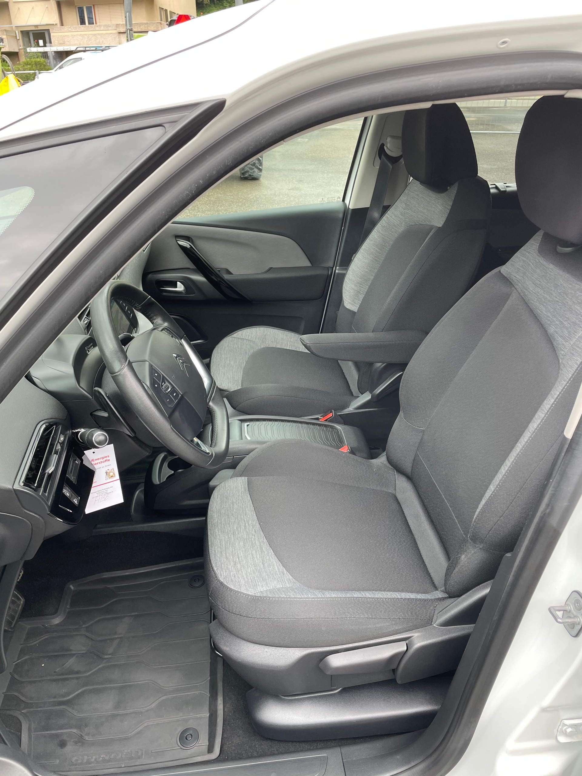 CITROEN C4 Spacetourer 1.5 BlueHDi Feel EAT8-image-7