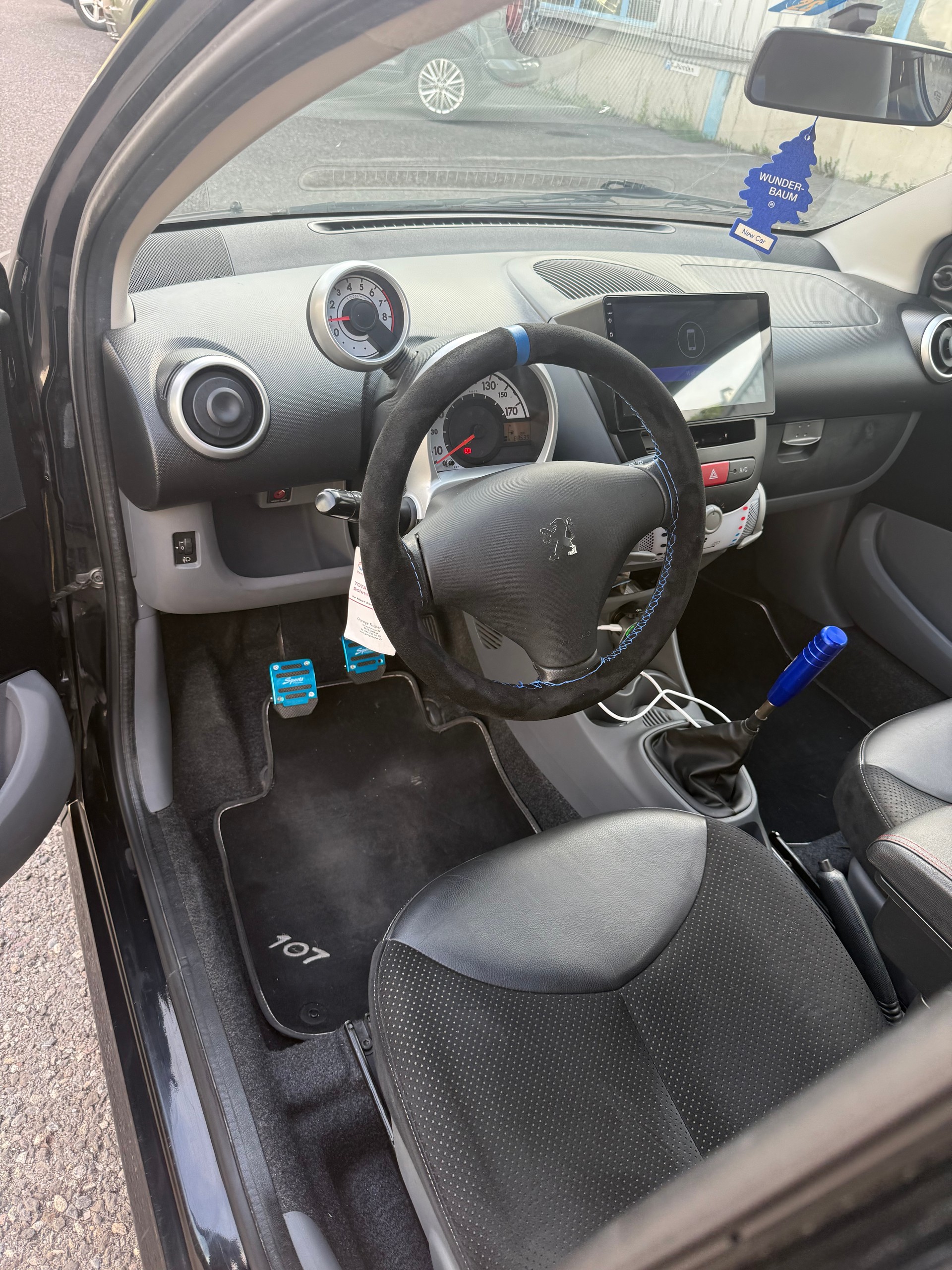 PEUGEOT 107 1.0 Trendy-image-5