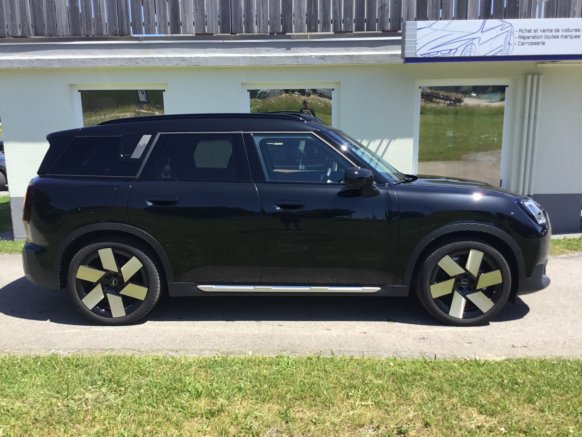 MINI Countryman SE ALL 4-image-3