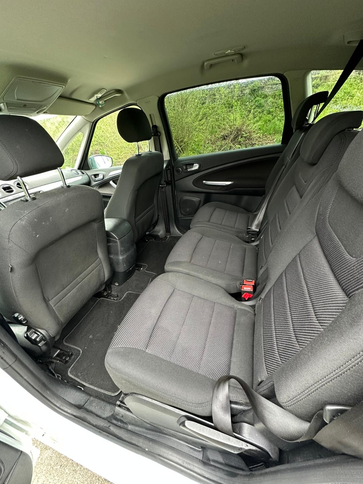 FORD S-Max 2.0 TDCi KNIE-Edition PowerShift-image-12
