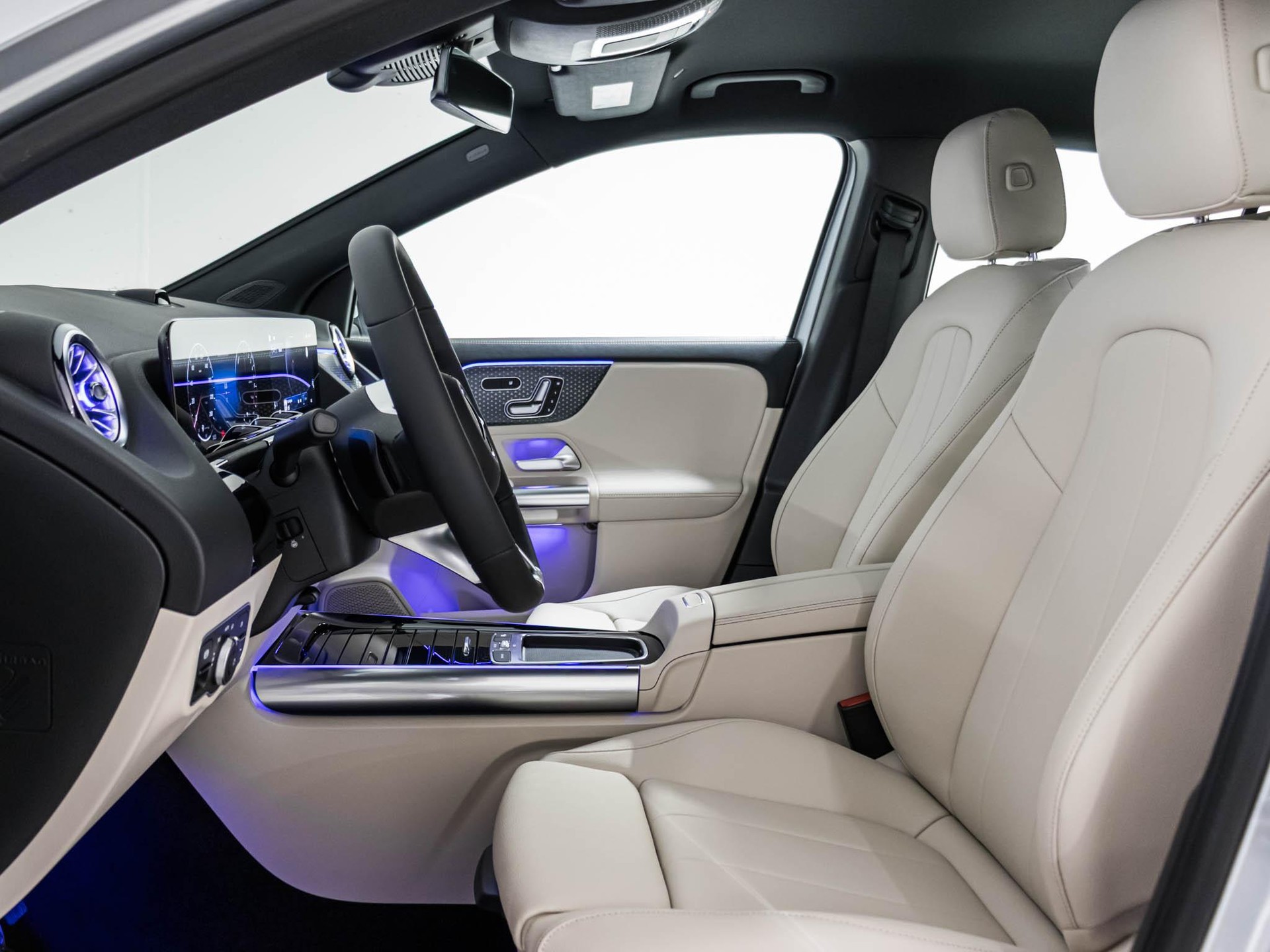 MERCEDES-BENZ GLA 250 e "EQ Star"-image-6