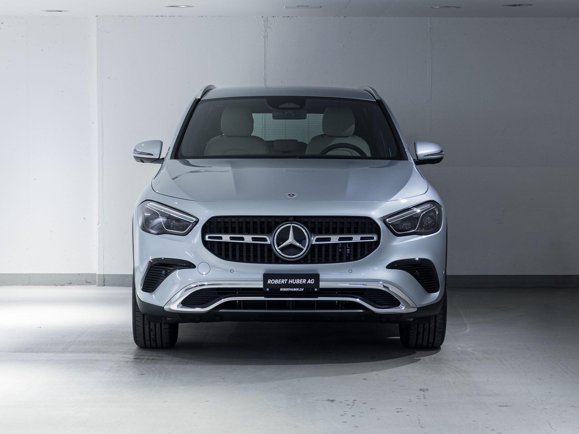 MERCEDES-BENZ GLA 250 e "EQ Star"-image-2