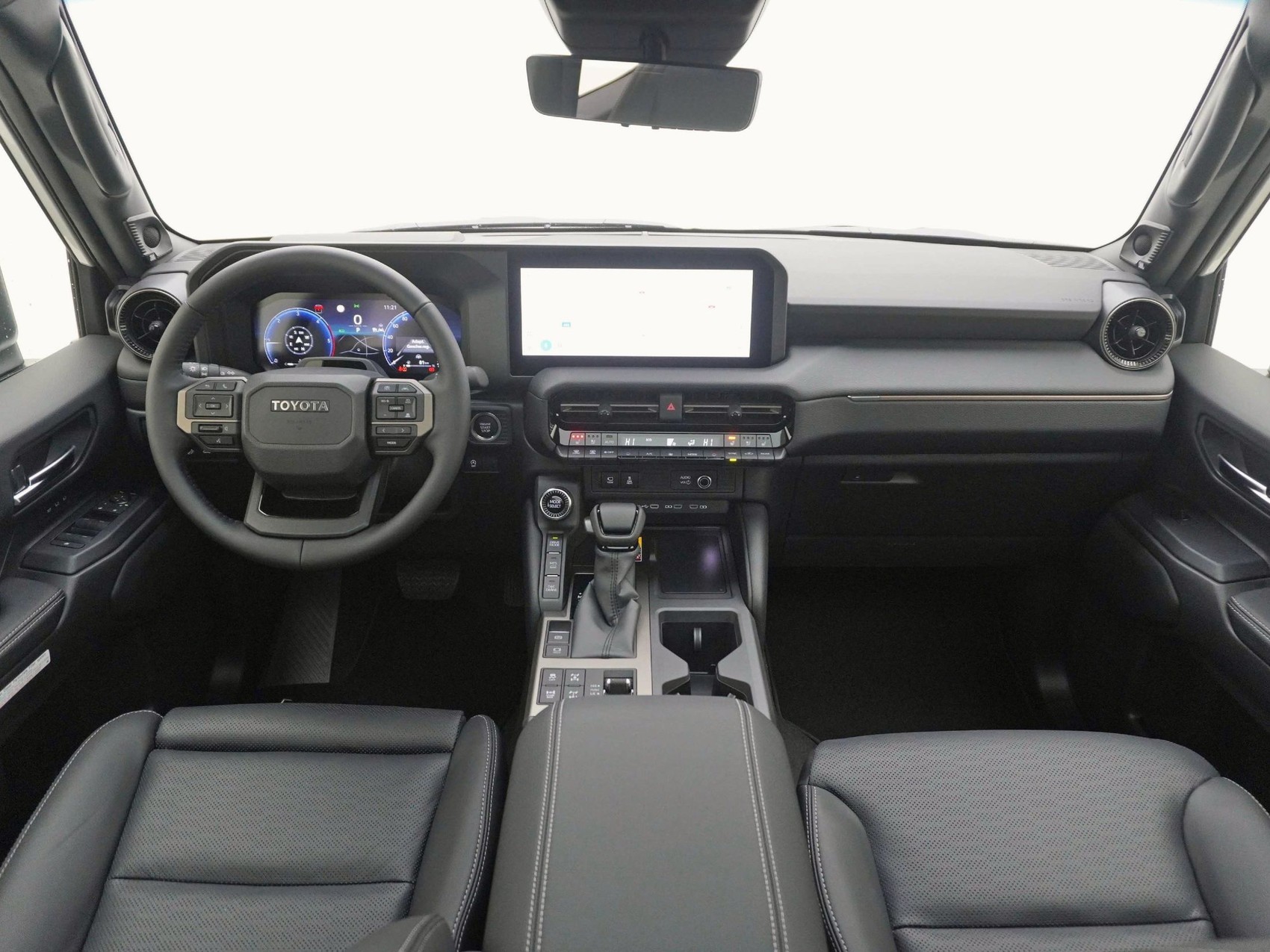 TOYOTA Land Cruiser 2.8 D 48V Invincible-image-7