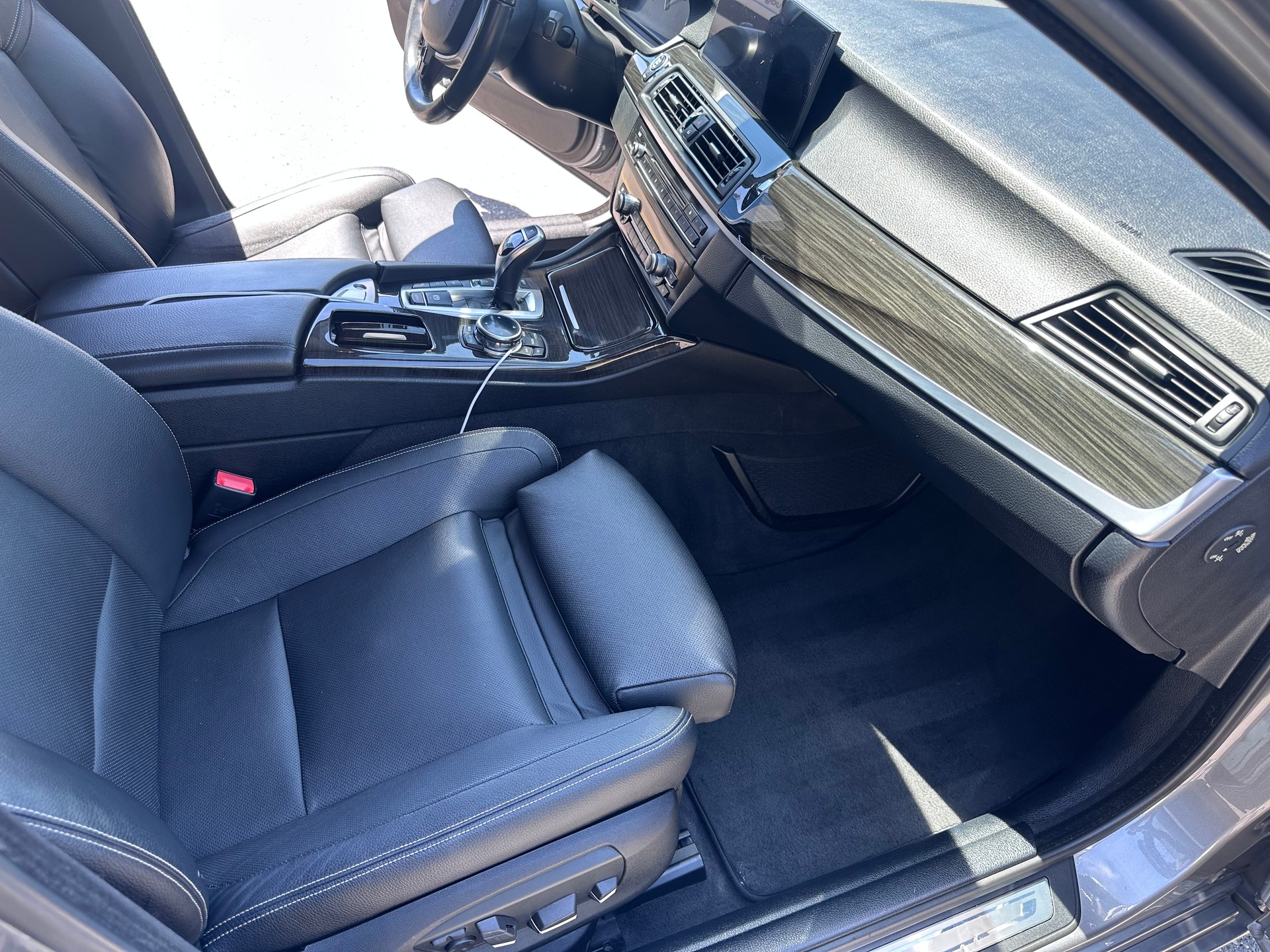 BMW 535d xDrive-image-4