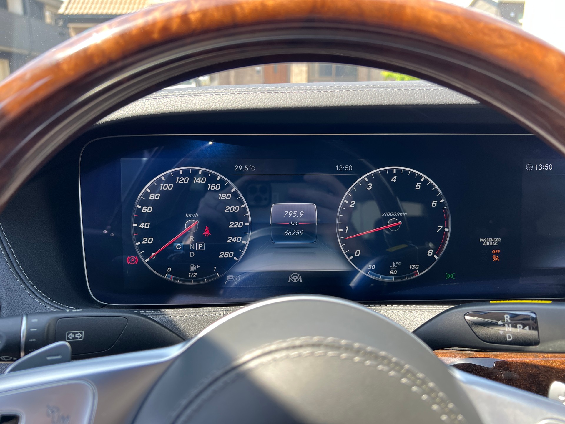 MERCEDES-BENZ S 560 L 4Matic 9G-Tronic-image-8