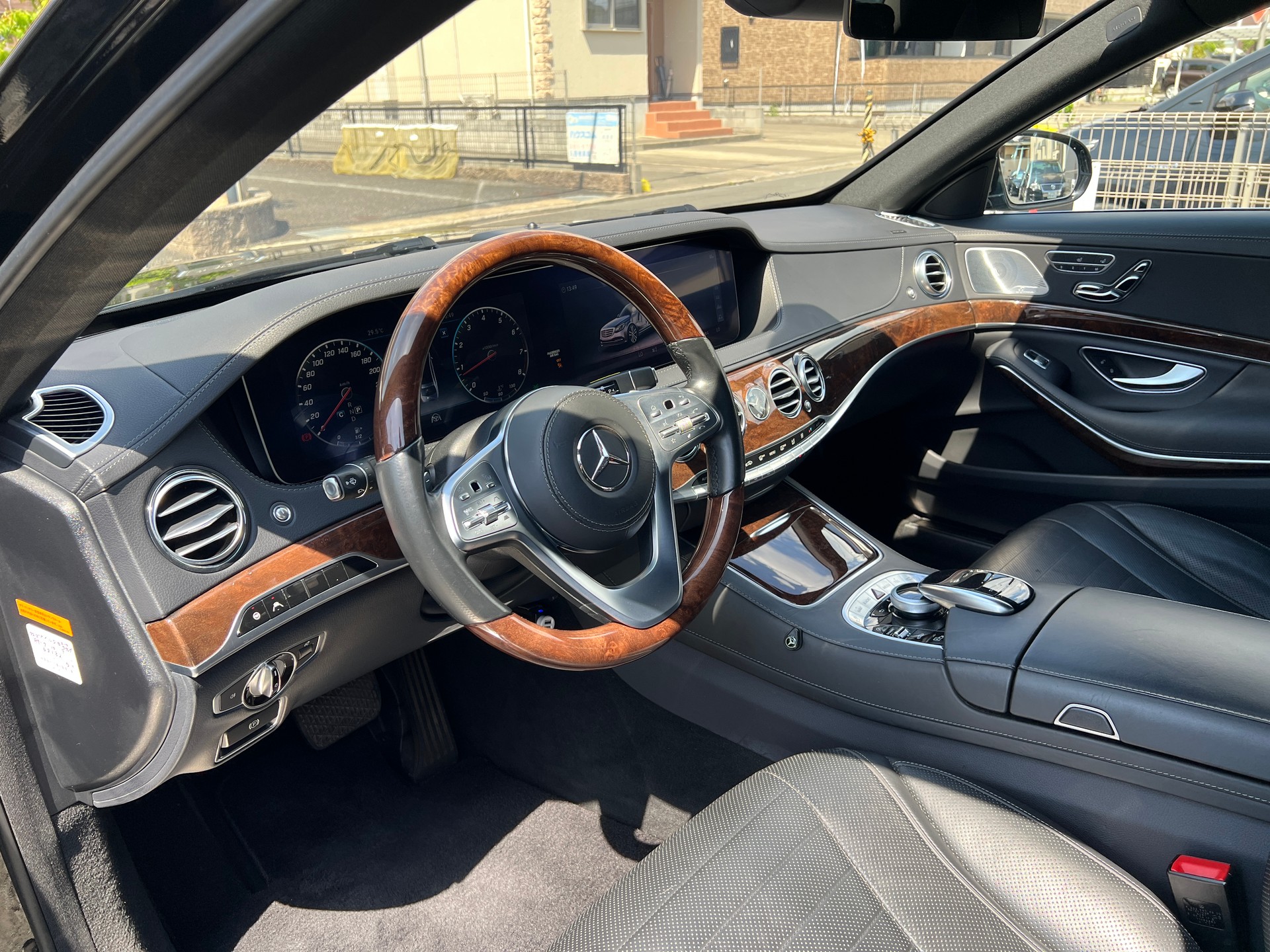 MERCEDES-BENZ S 560 L 4Matic 9G-Tronic-image-5