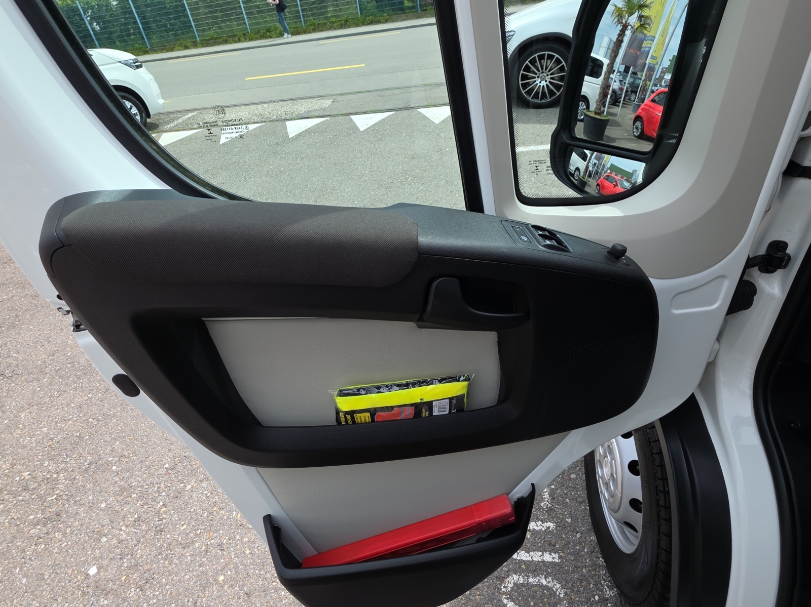 CITROEN Jumper 35+ 2.2 BlueHDi 165 Club L3H2-image-14