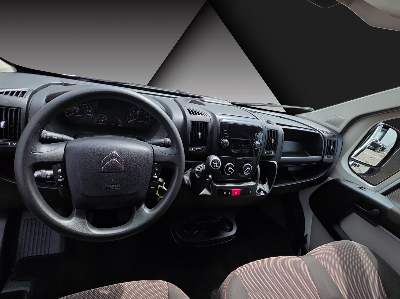 CITROEN Jumper 35+ 2.2 BlueHDi 165 Club L3H2-image-9