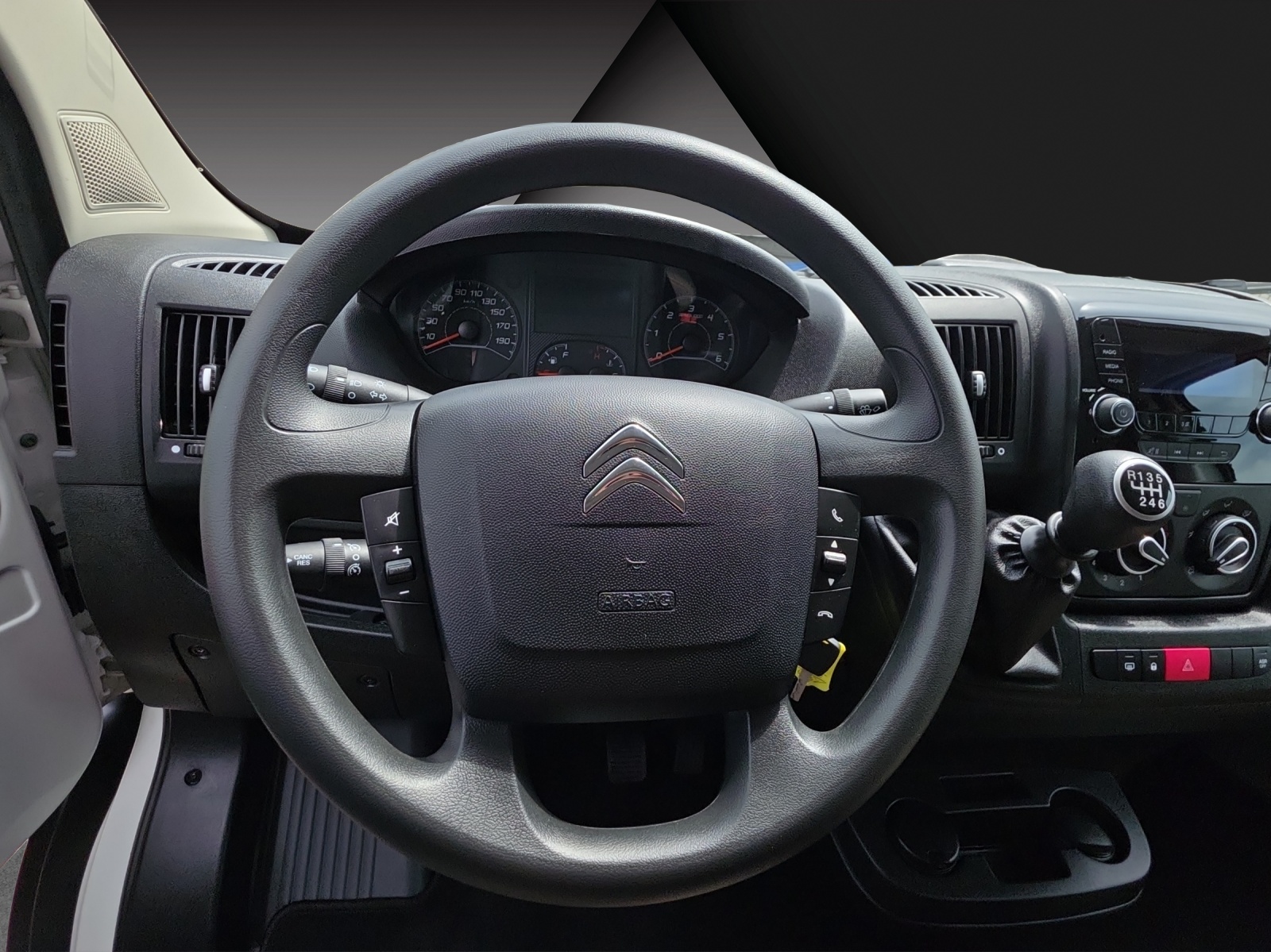 CITROEN Jumper 35+ 2.2 BlueHDi 165 Club L3H2-image-8