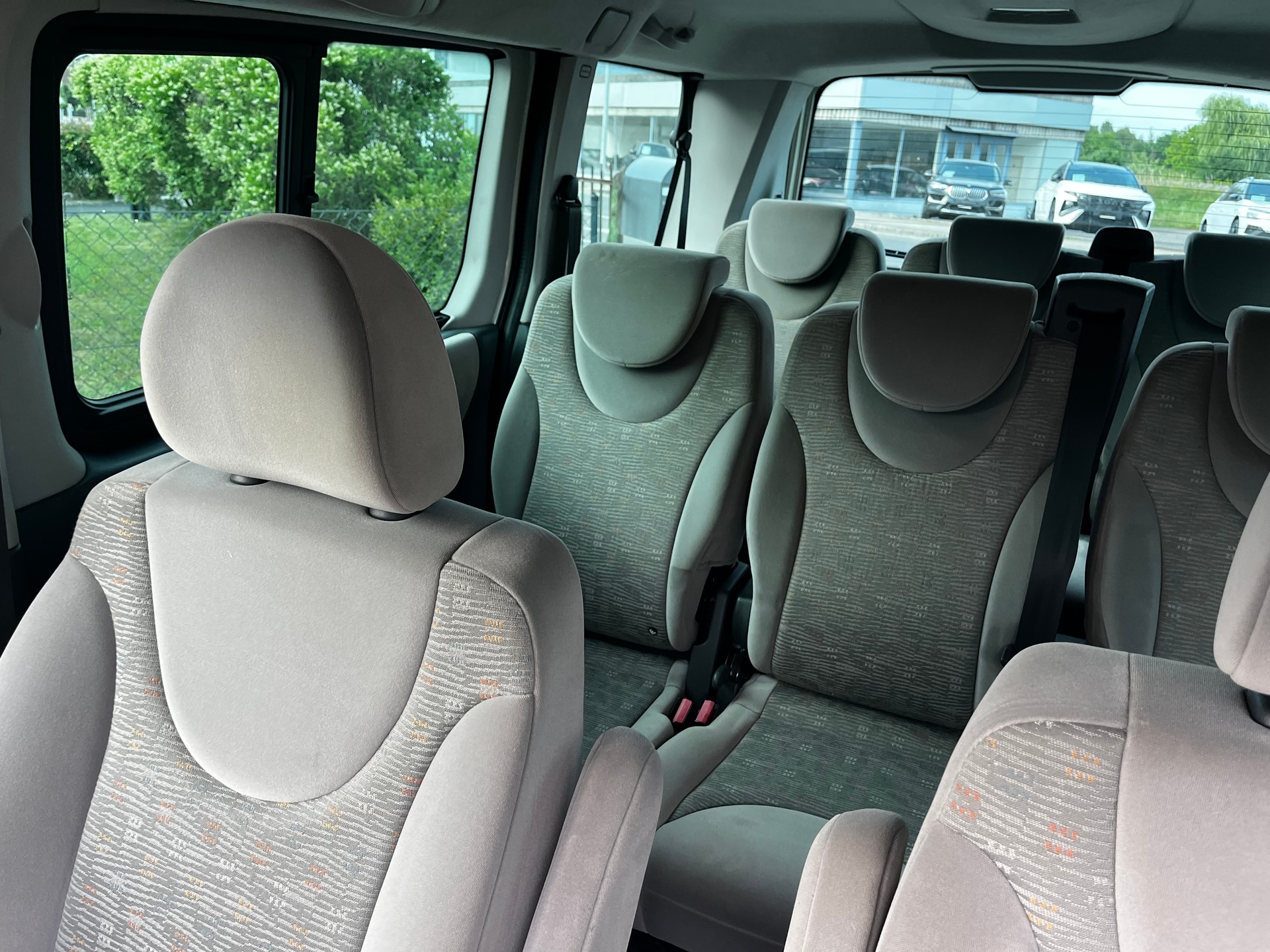 PEUGEOT Expert Tepee 2.0 HDi Confort L1-image-11