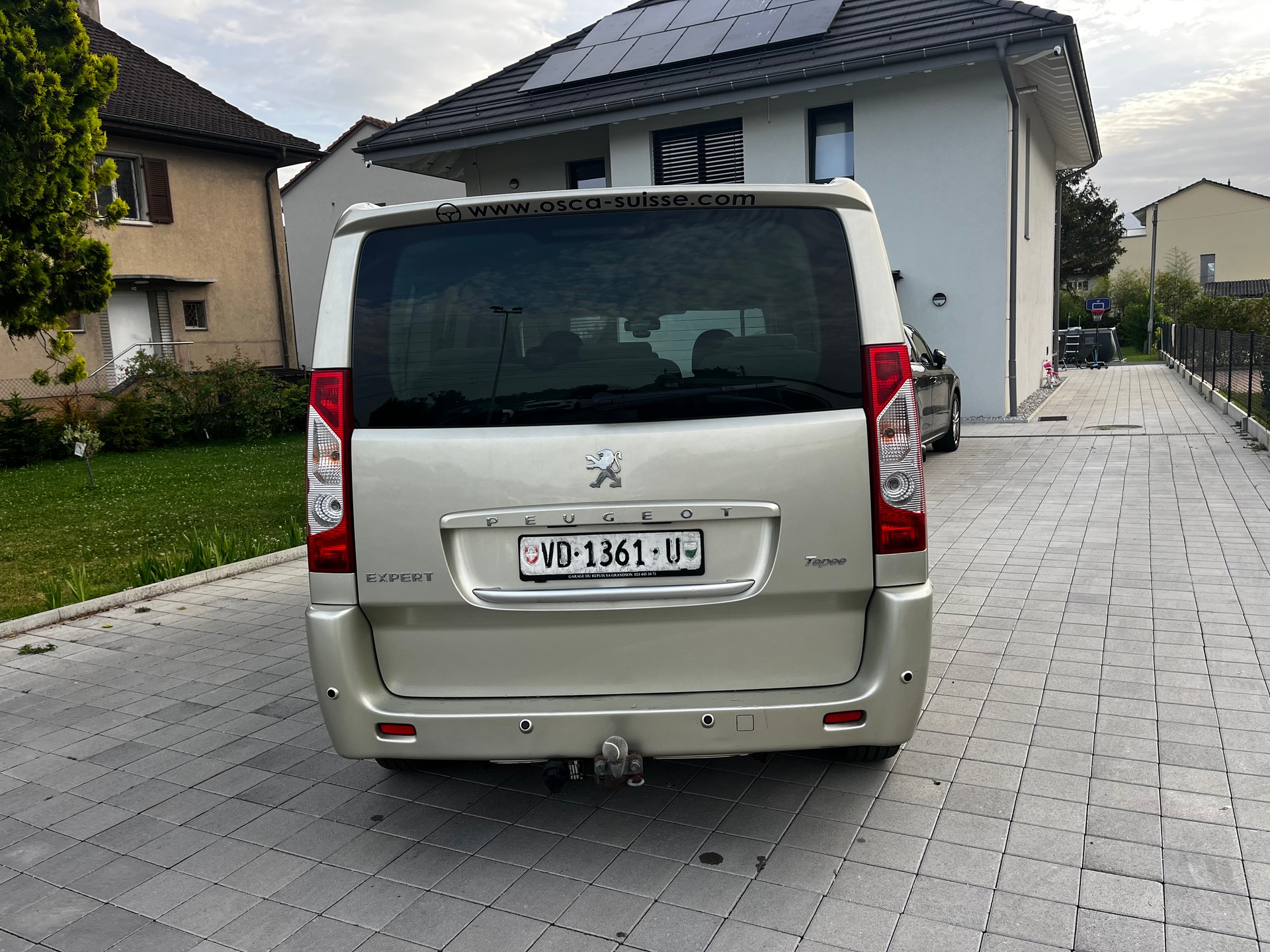 PEUGEOT Expert Tepee 2.0 HDi Confort L1-image-4
