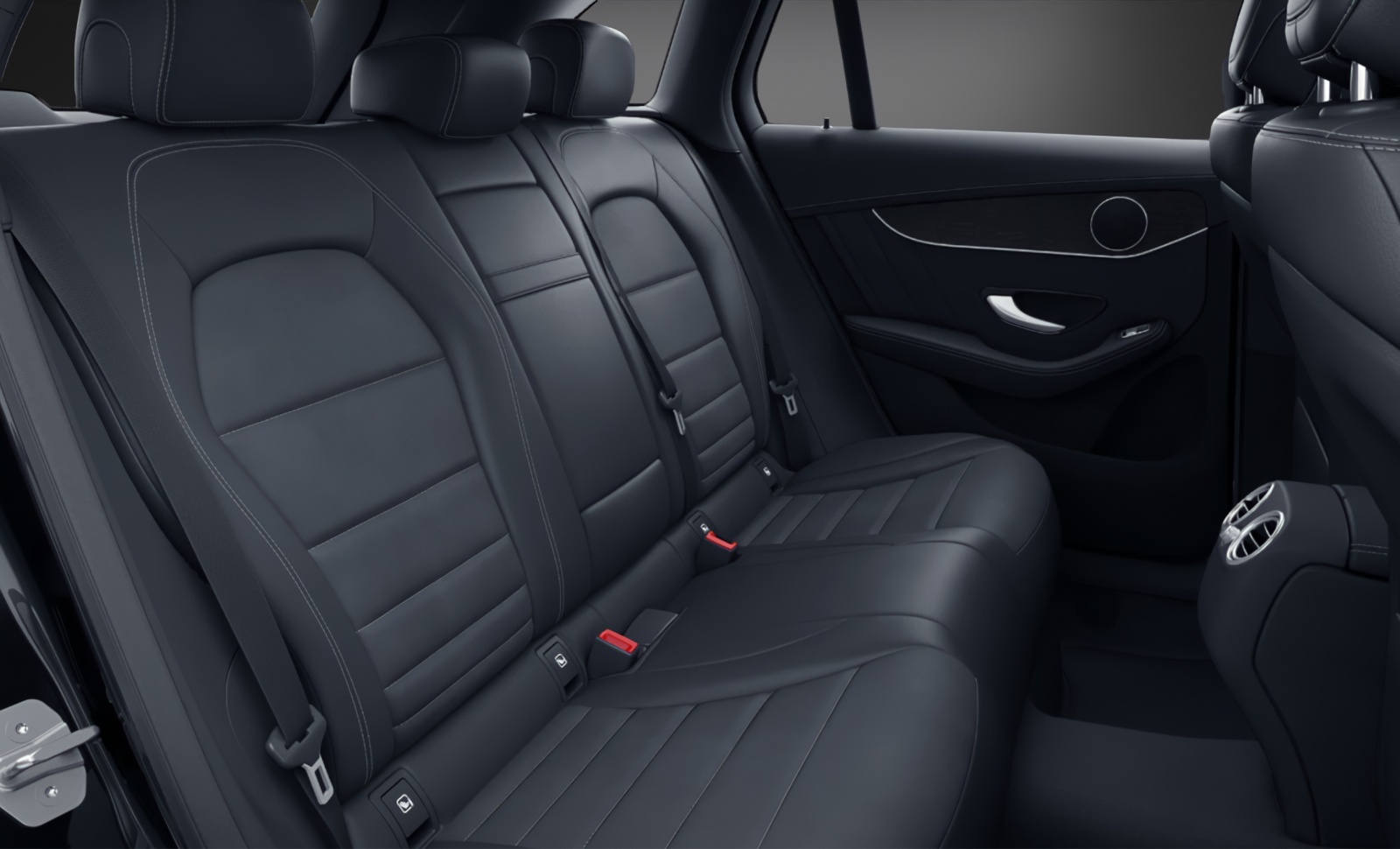 MERCEDES-BENZ GLC 220 d AMG Line 4Matic 9G-Tronic-image-7