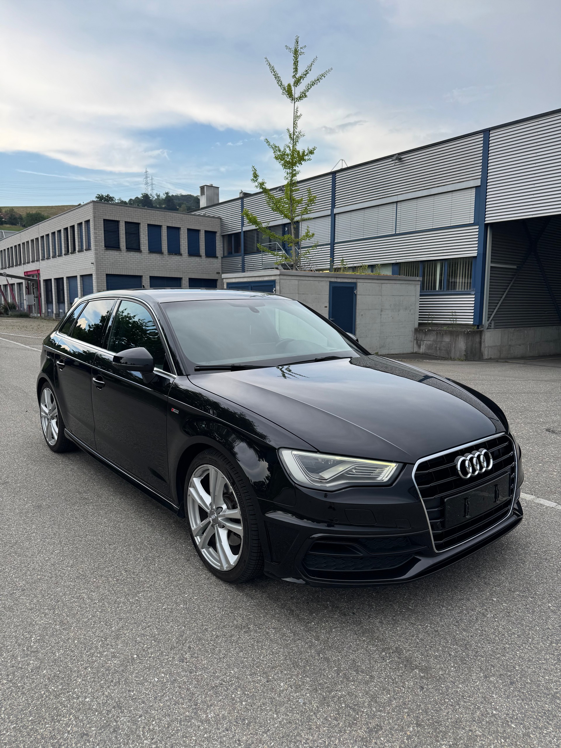 AUDI A3 Sportback 1.8 S Line-image-11