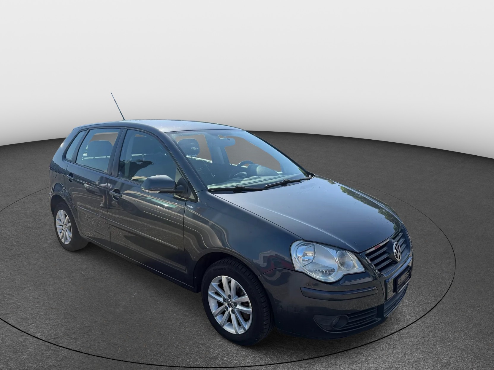 VW Polo 1.4 16V Trendline Automatic-image-4