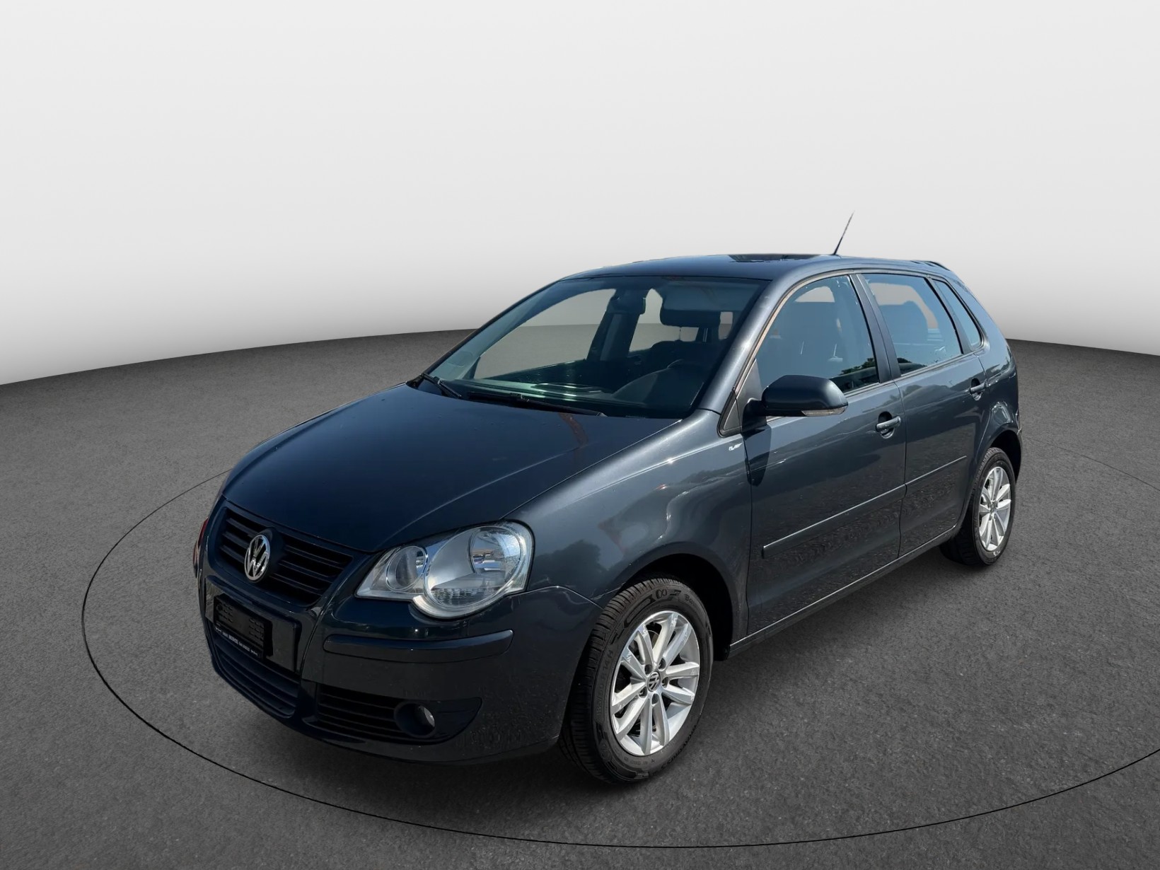 VW Polo 1.4 16V Trendline Automatic-image-0