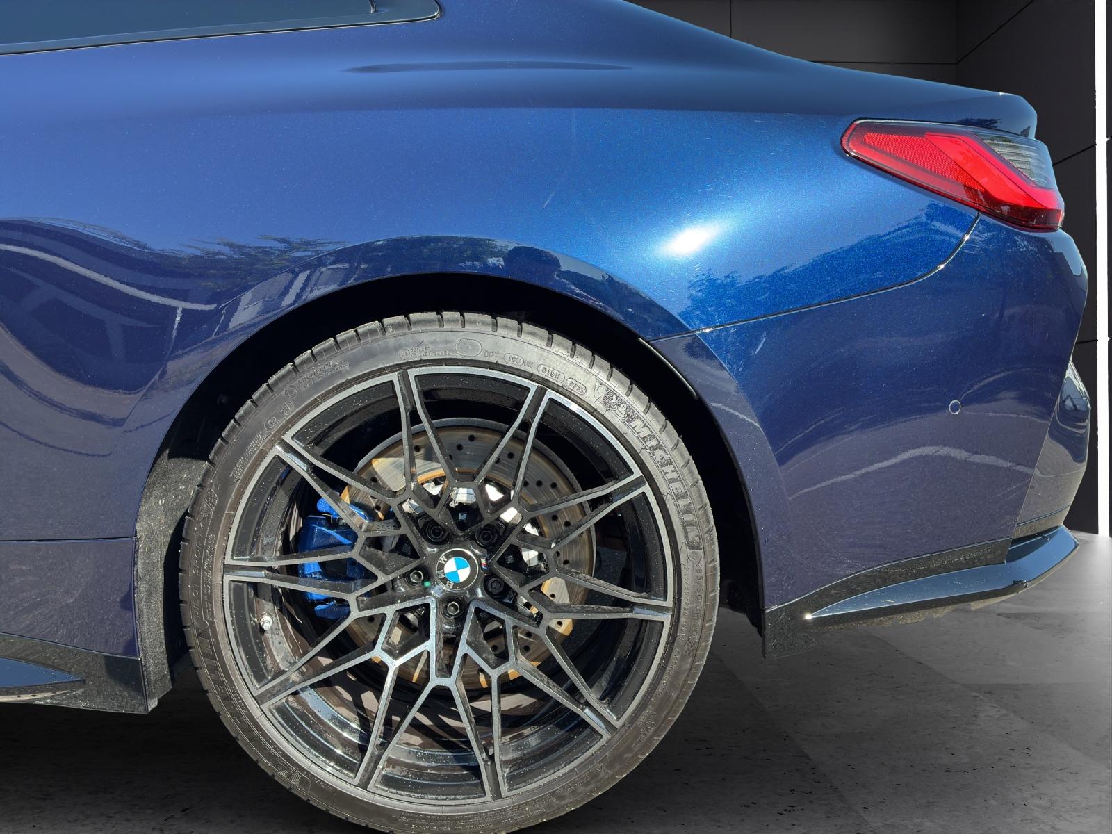 BMW M4 Competition xDrive Coupé-image-6