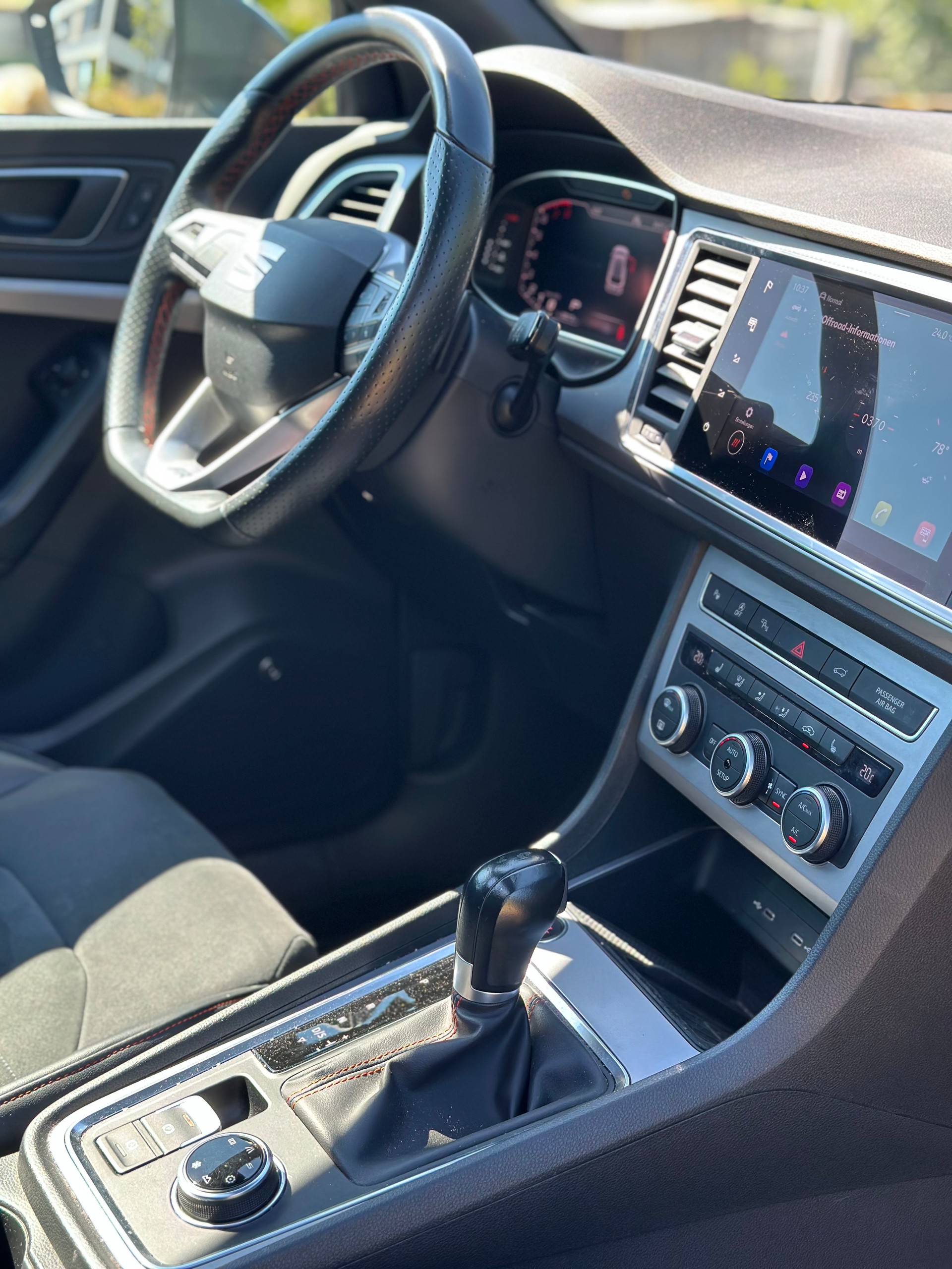 SEAT 2.0 TSI Hola FR 4Drive DSG-image-5