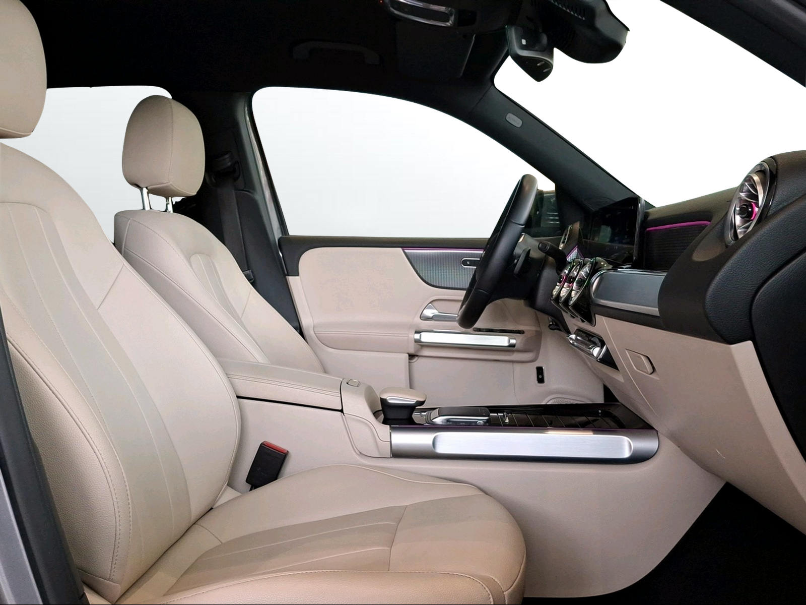 MERCEDES-BENZ EQB 350 4Matic-image-10