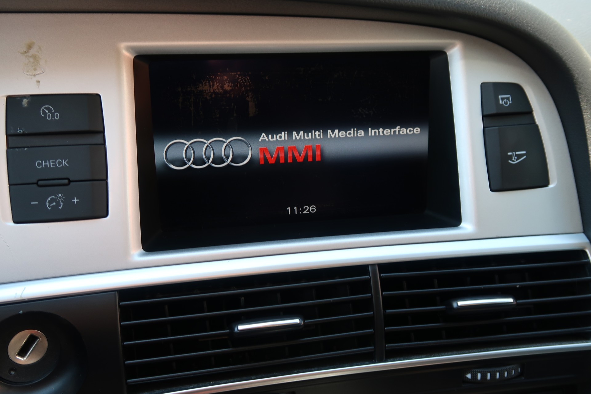 AUDI A6 Limousine 3.0 TFSI quattro tiptronic-image-16