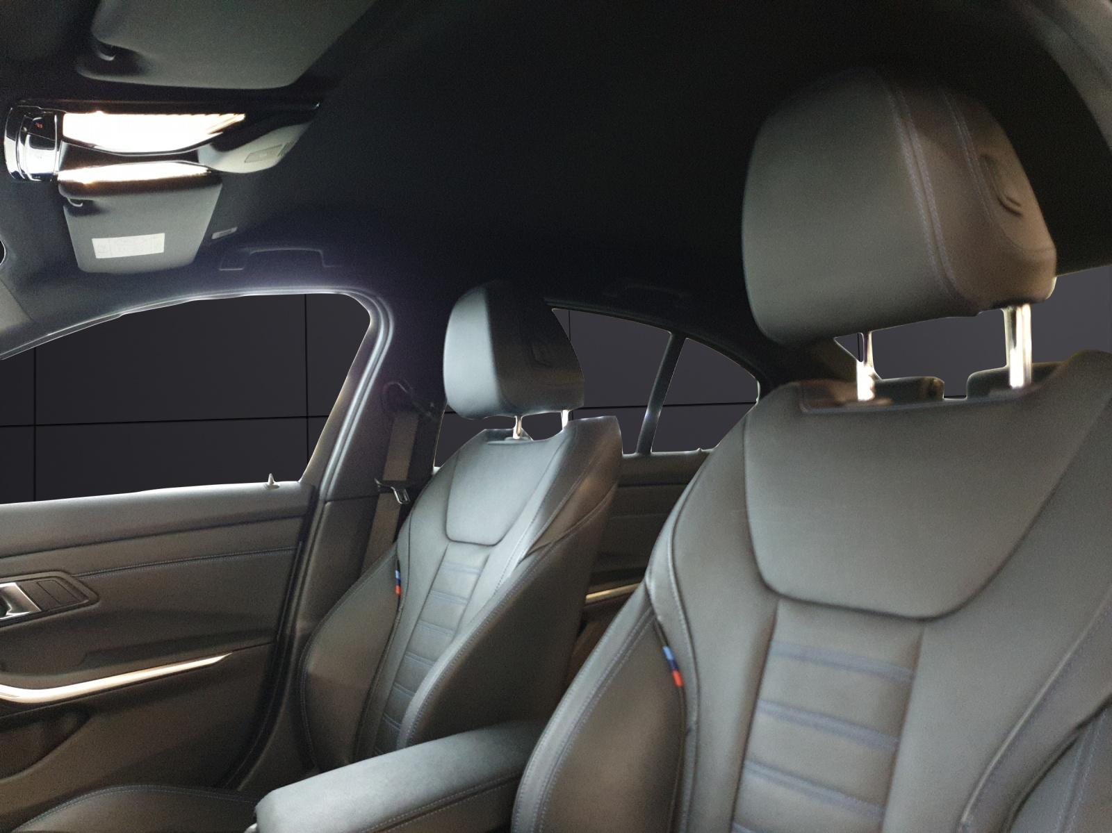 BMW 320d xDrive SAG-image-16