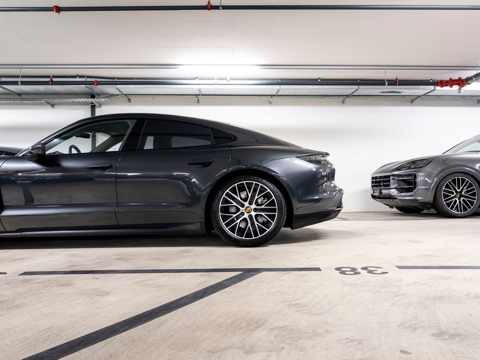 PORSCHE Taycan Turbo-image-5