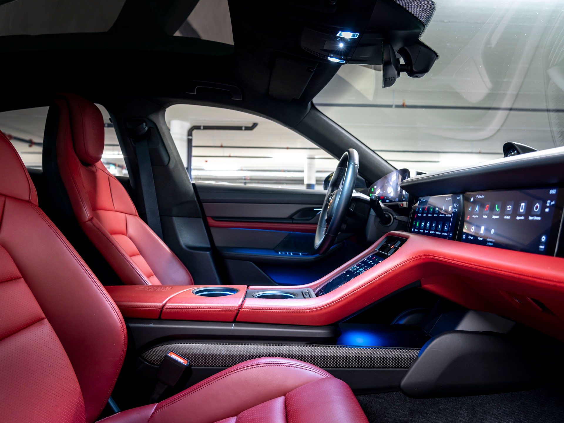 PORSCHE Taycan Turbo-image-24