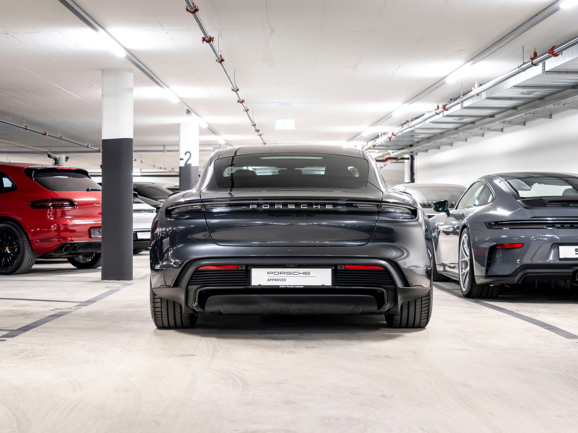 PORSCHE Taycan Turbo-image-6