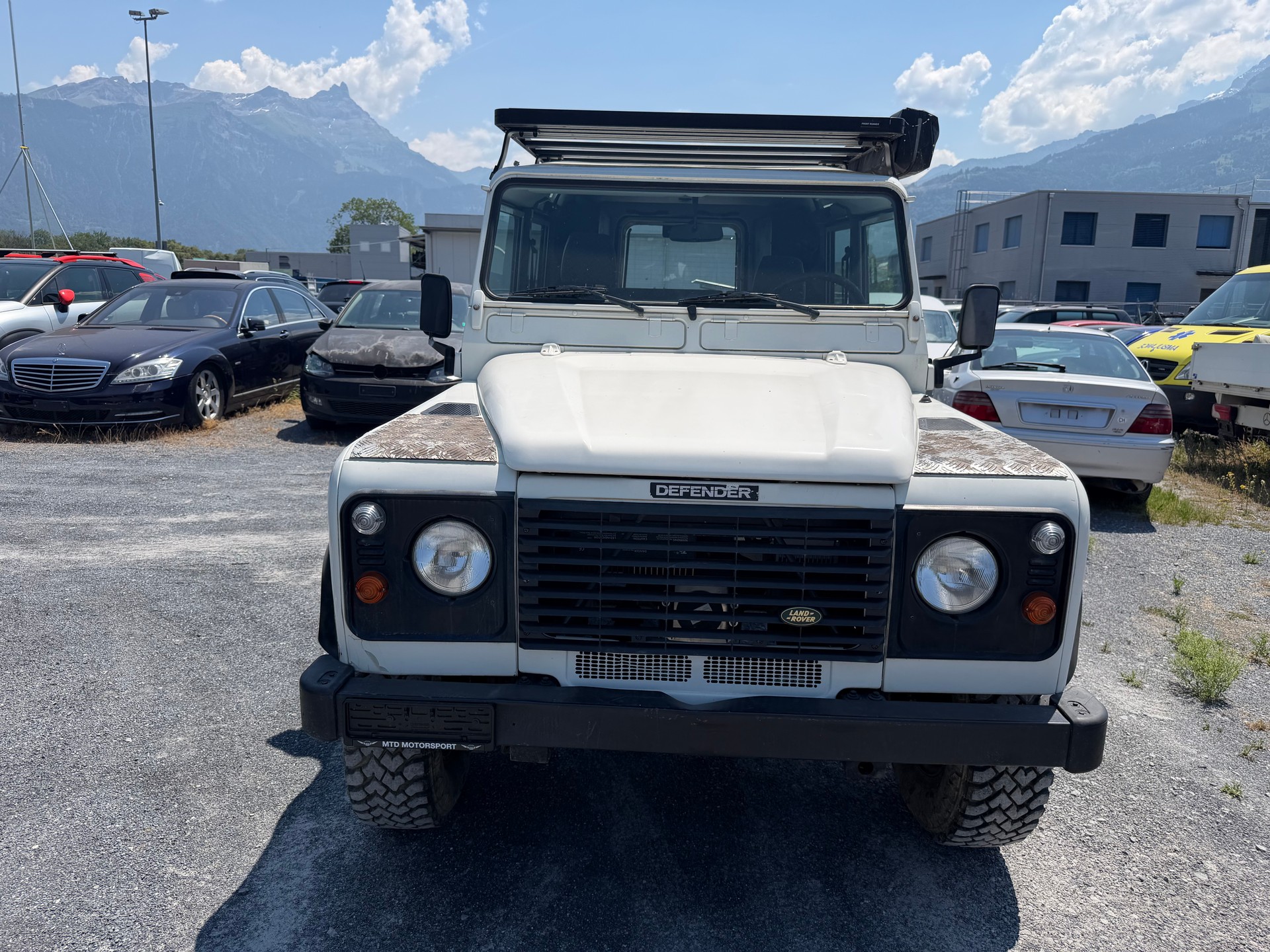 LAND ROVER Defender 110 SW électrique-image-2