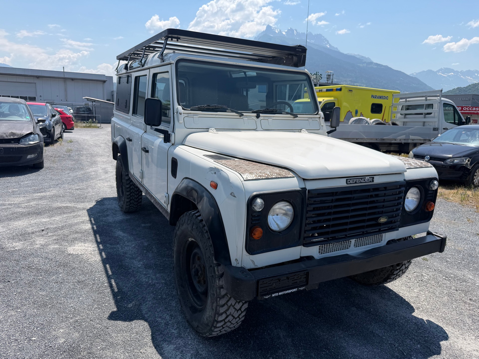 LAND ROVER Defender 110 SW électrique-image-3
