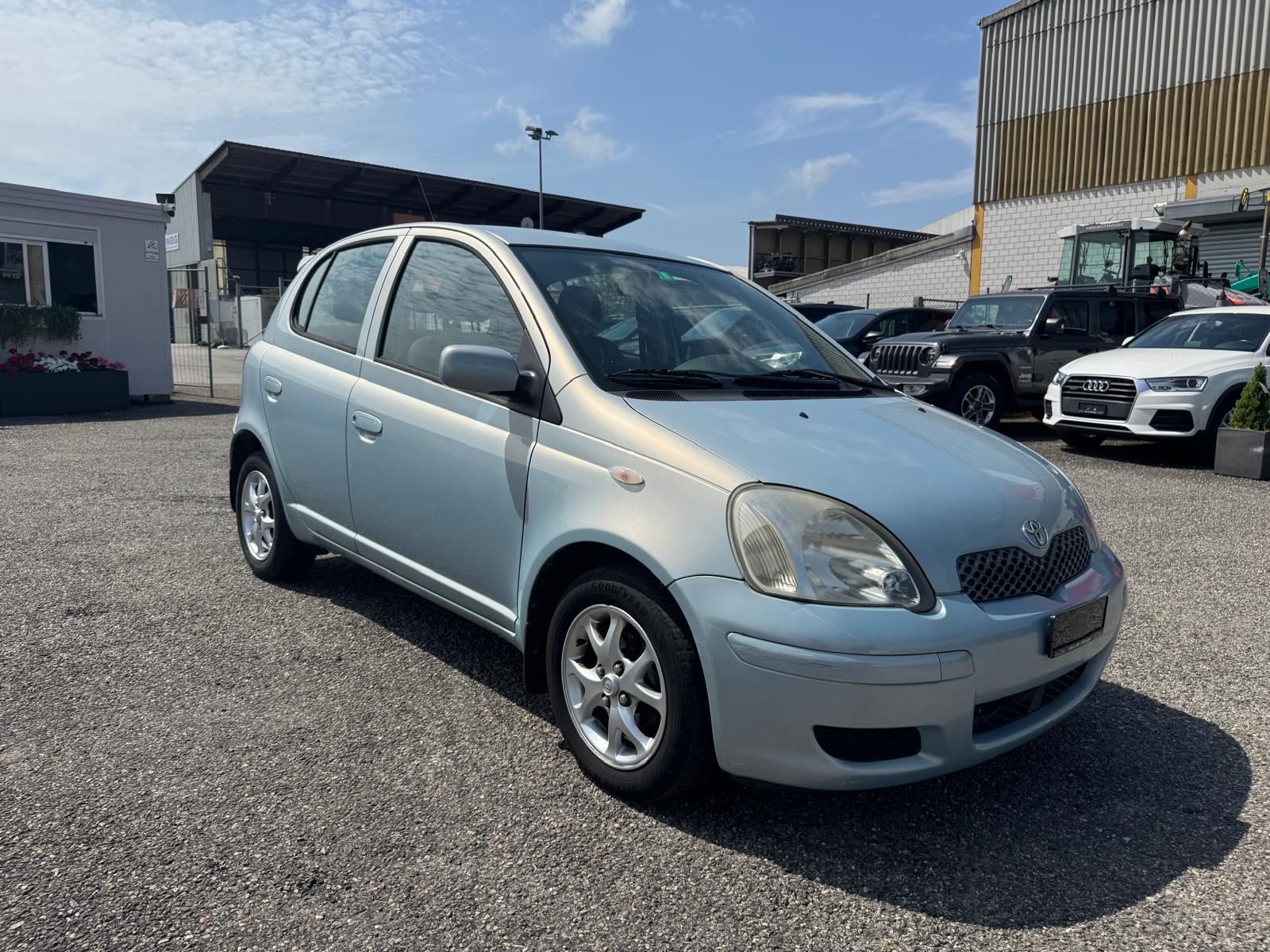 TOYOTA Yaris 1.3 Linea Sol-image-5
