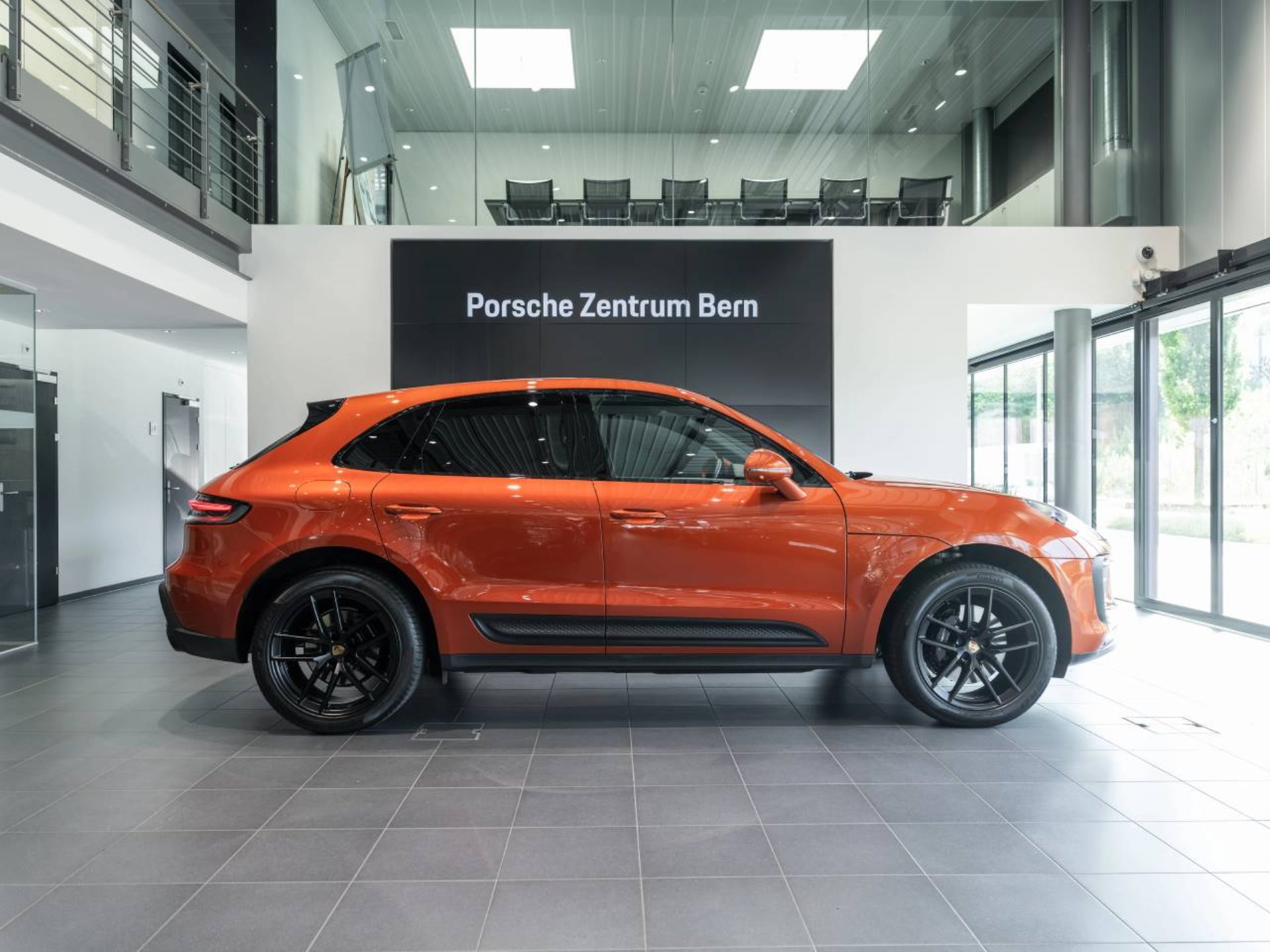 PORSCHE Macan S-image-1
