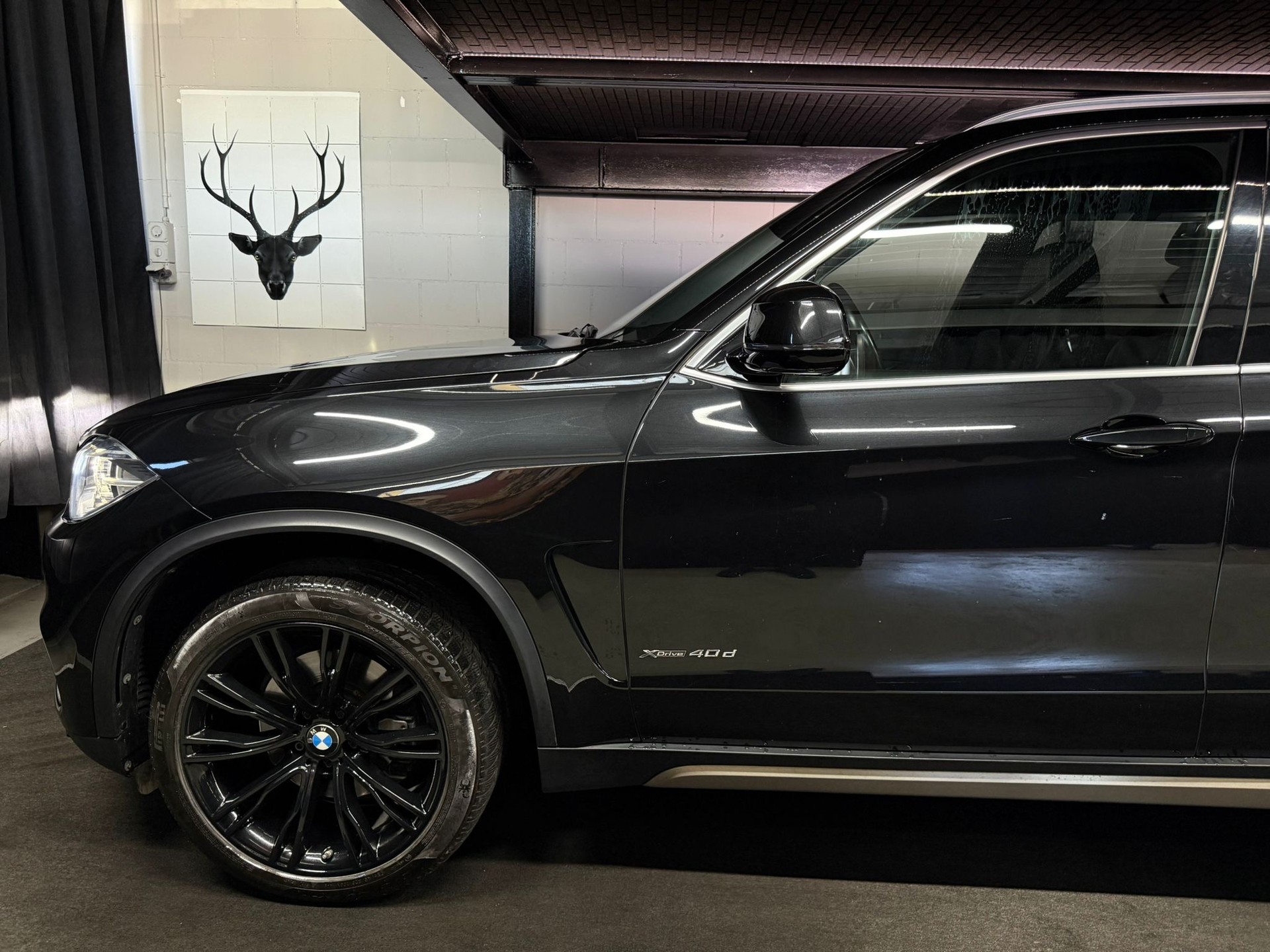BMW X5 xDrive 40d Steptronic / 7 Plätze / Anhängerkupplung-image-8