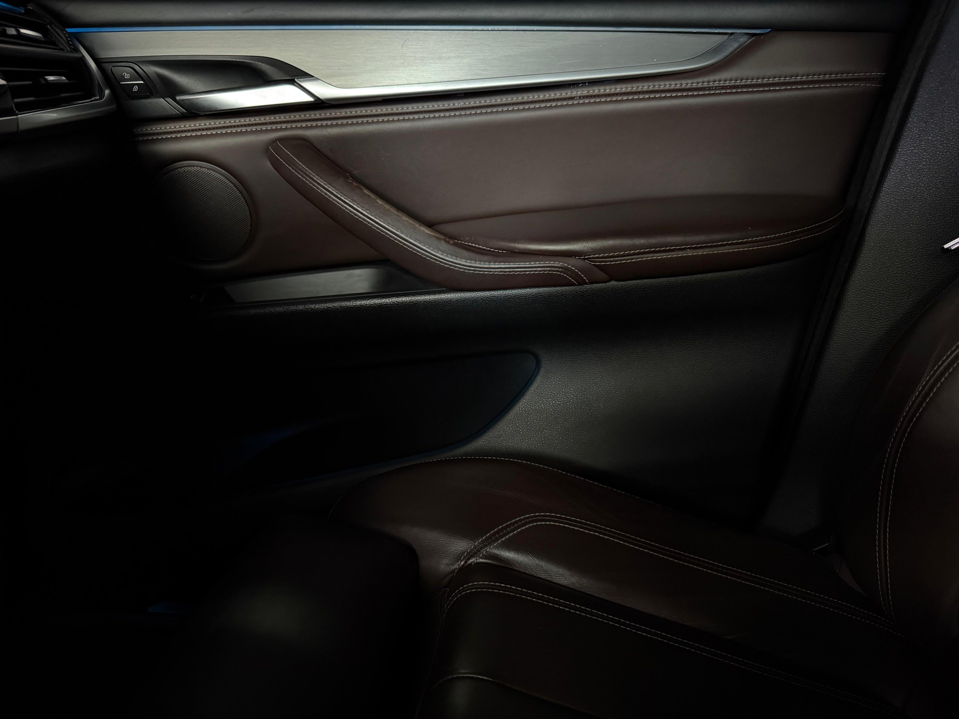 BMW X5 xDrive 40d Steptronic / 7 Plätze / Anhängerkupplung-image-17
