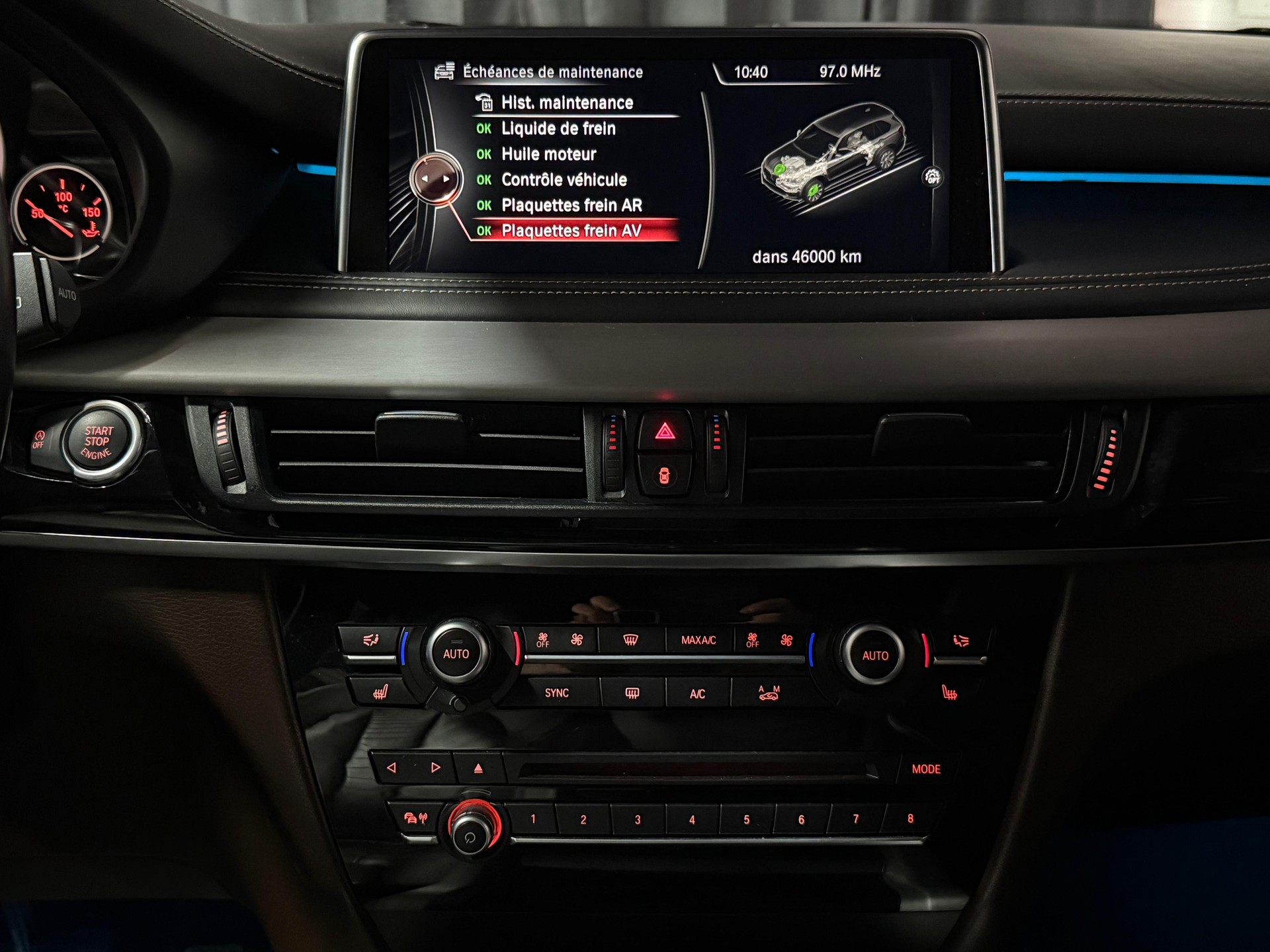 BMW X5 xDrive 40d Steptronic / 7 Plätze / Anhängerkupplung-image-9