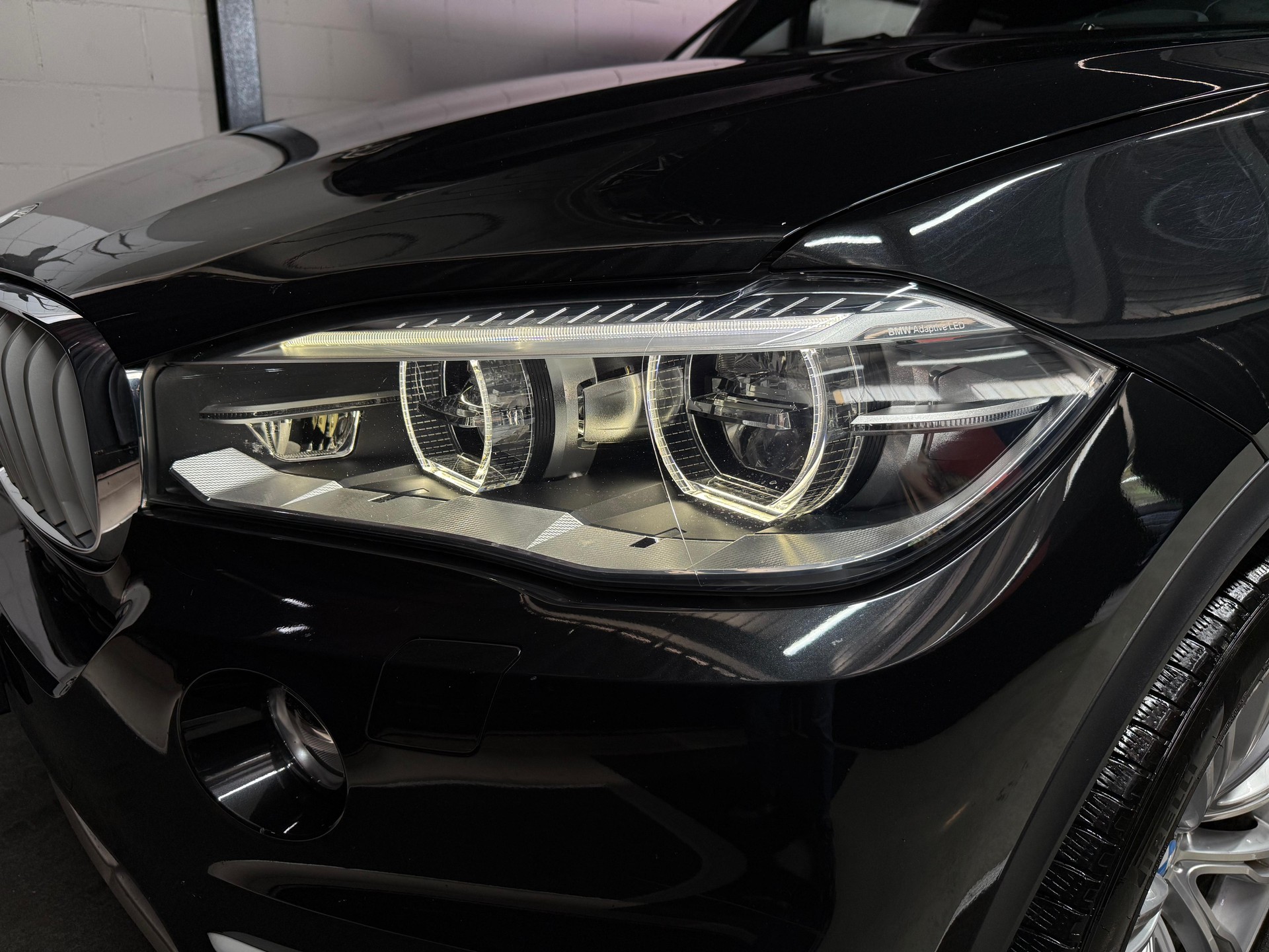 BMW X5 xDrive 40d Steptronic / 7 Plätze / Anhängerkupplung-image-8