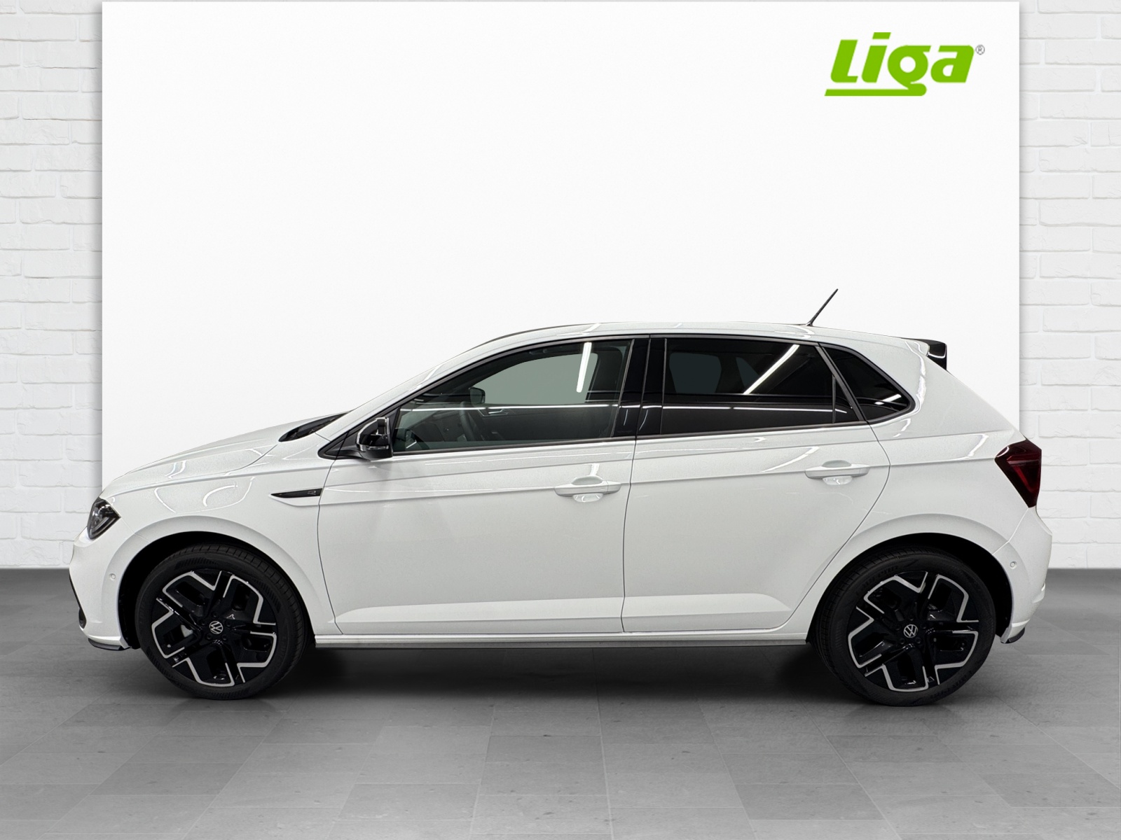 VW Polo 1.0 TSI 115 R-Line United DSG-image-2