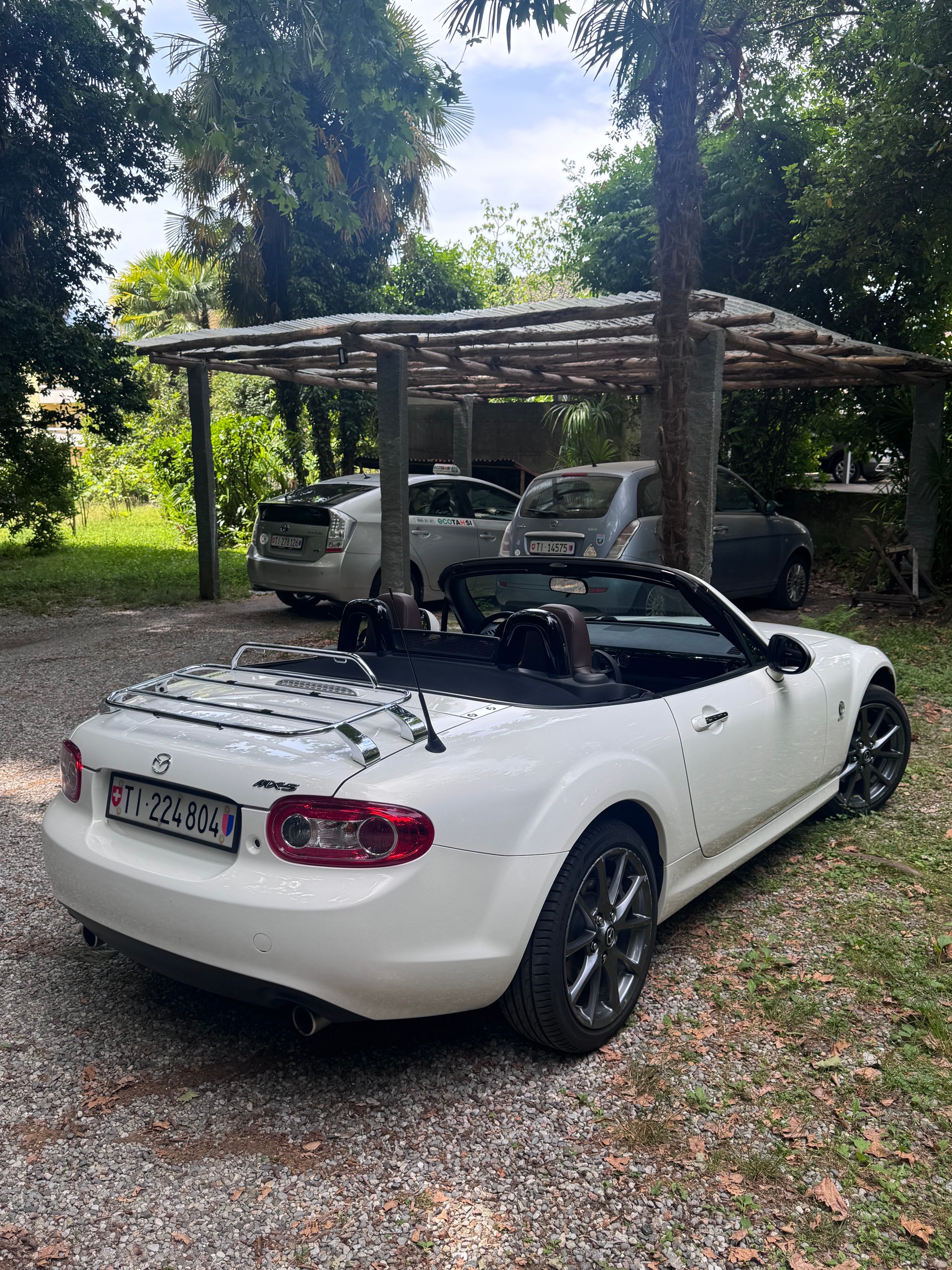 MAZDA 1.8 Havana-image-1