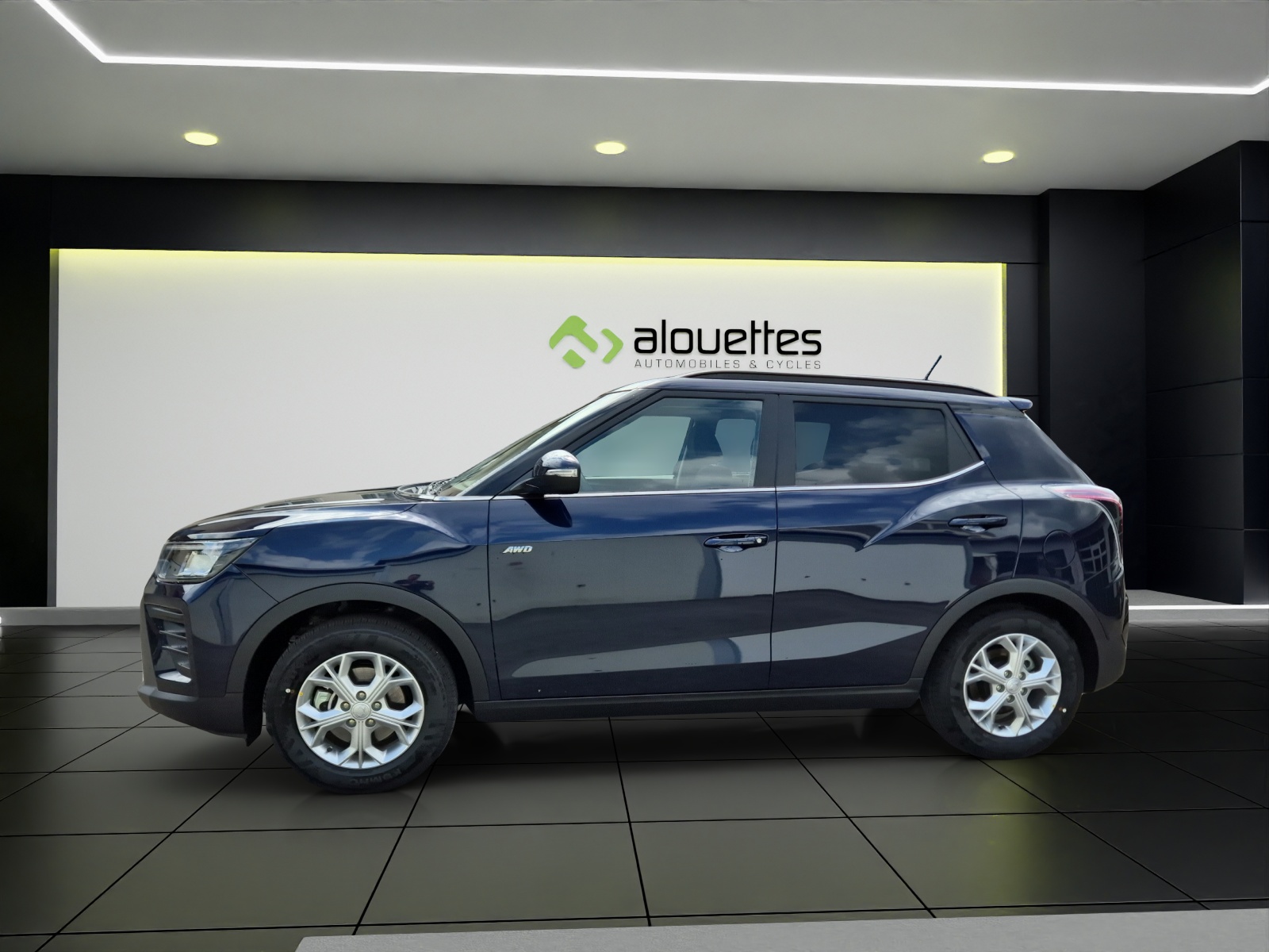 KGM-SsangYong Tivoli 1.5 T GDI Steel 4WD Automat-image-2