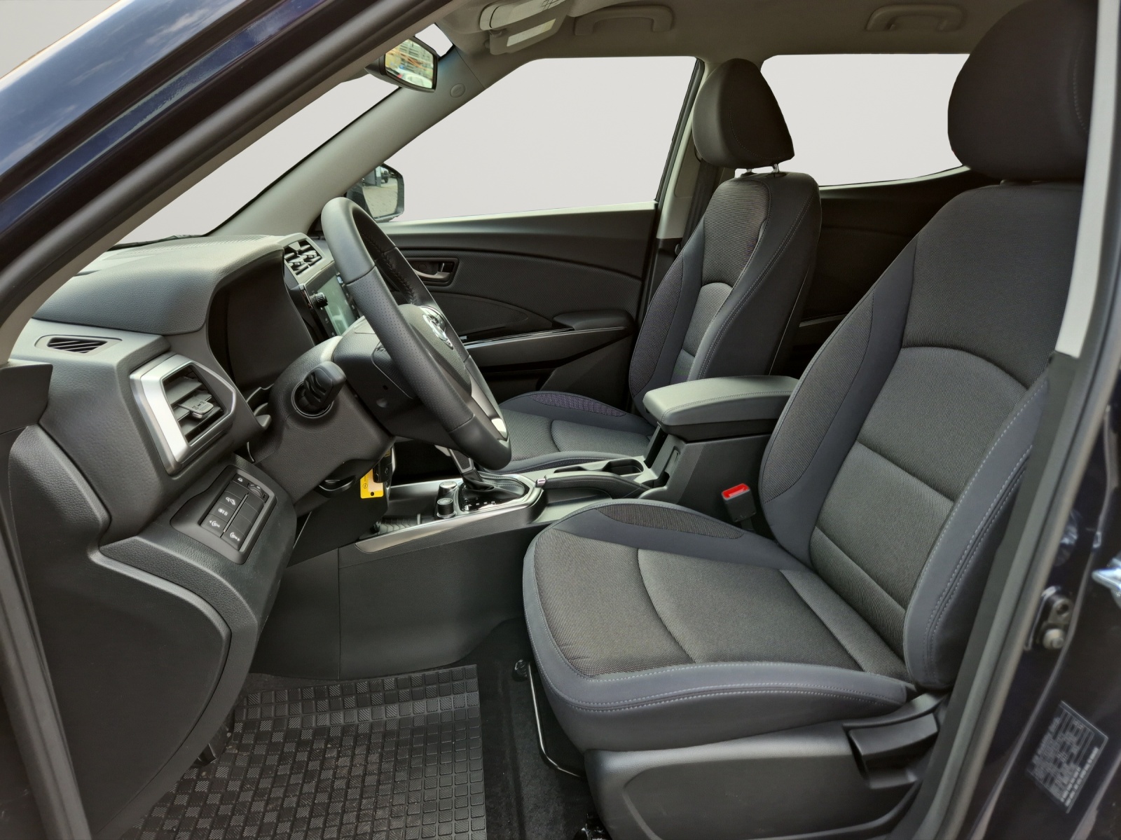 KGM-SsangYong Tivoli 1.5 T GDI Steel 4WD Automat-image-10