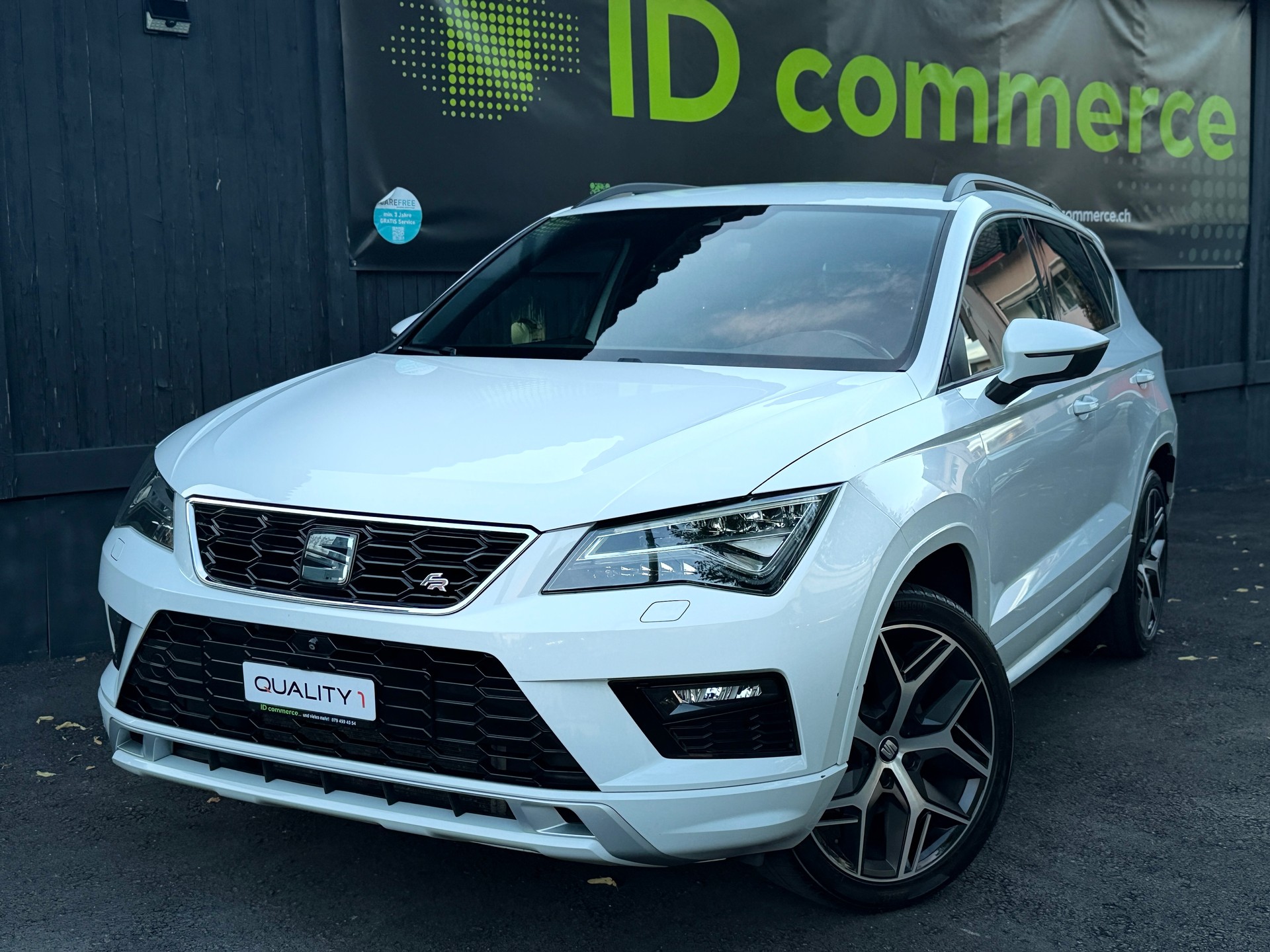 SEAT SEAT Ateca FR 2.0 TSI EVO 4Drive DSG | AHK |Frisch MFK | Frisch Service | 12 Monate Garantie | 8-fach bereift-image-0
