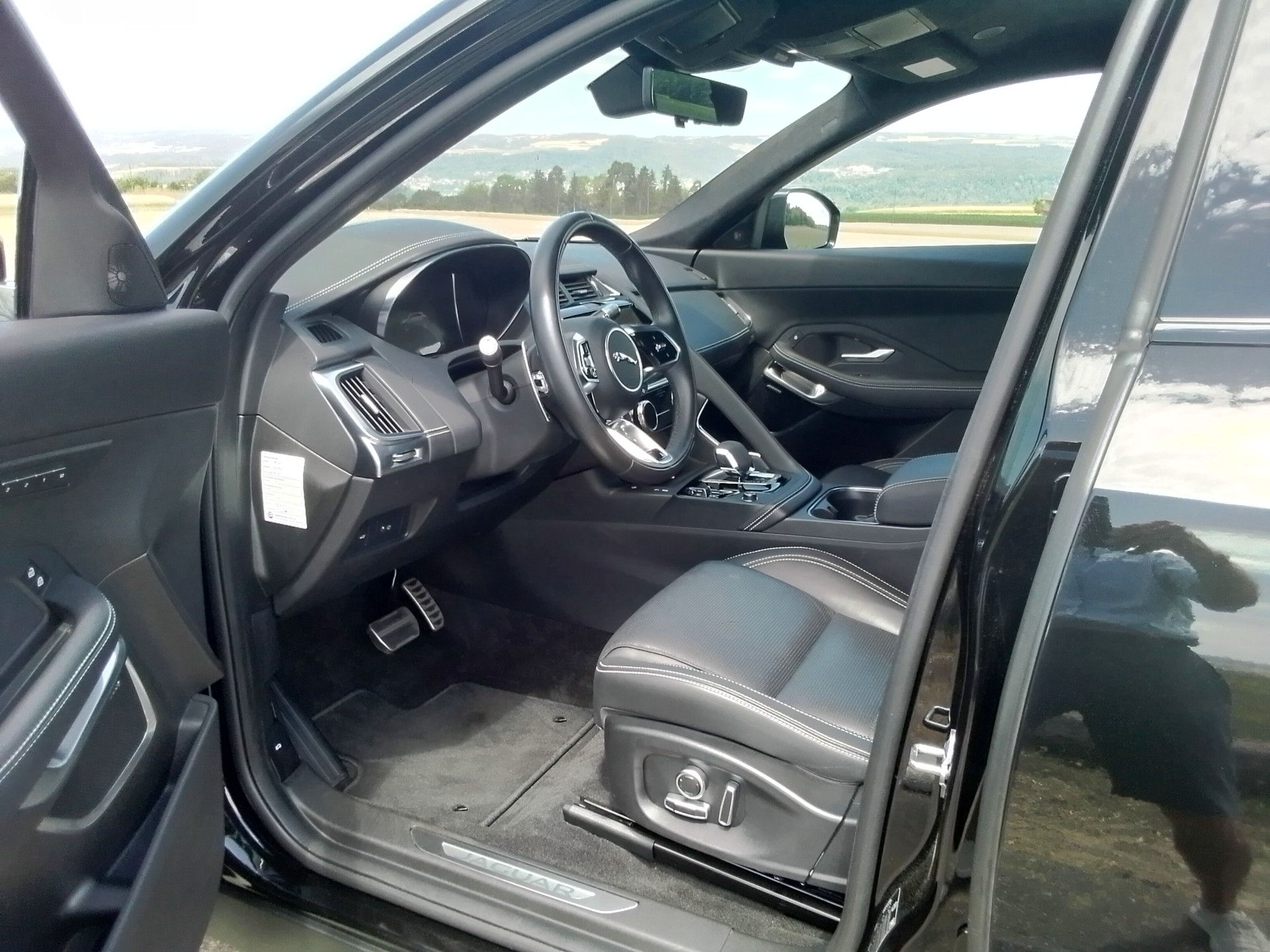 JAGUAR 2.0 I4 300 Sport AWD-image-4