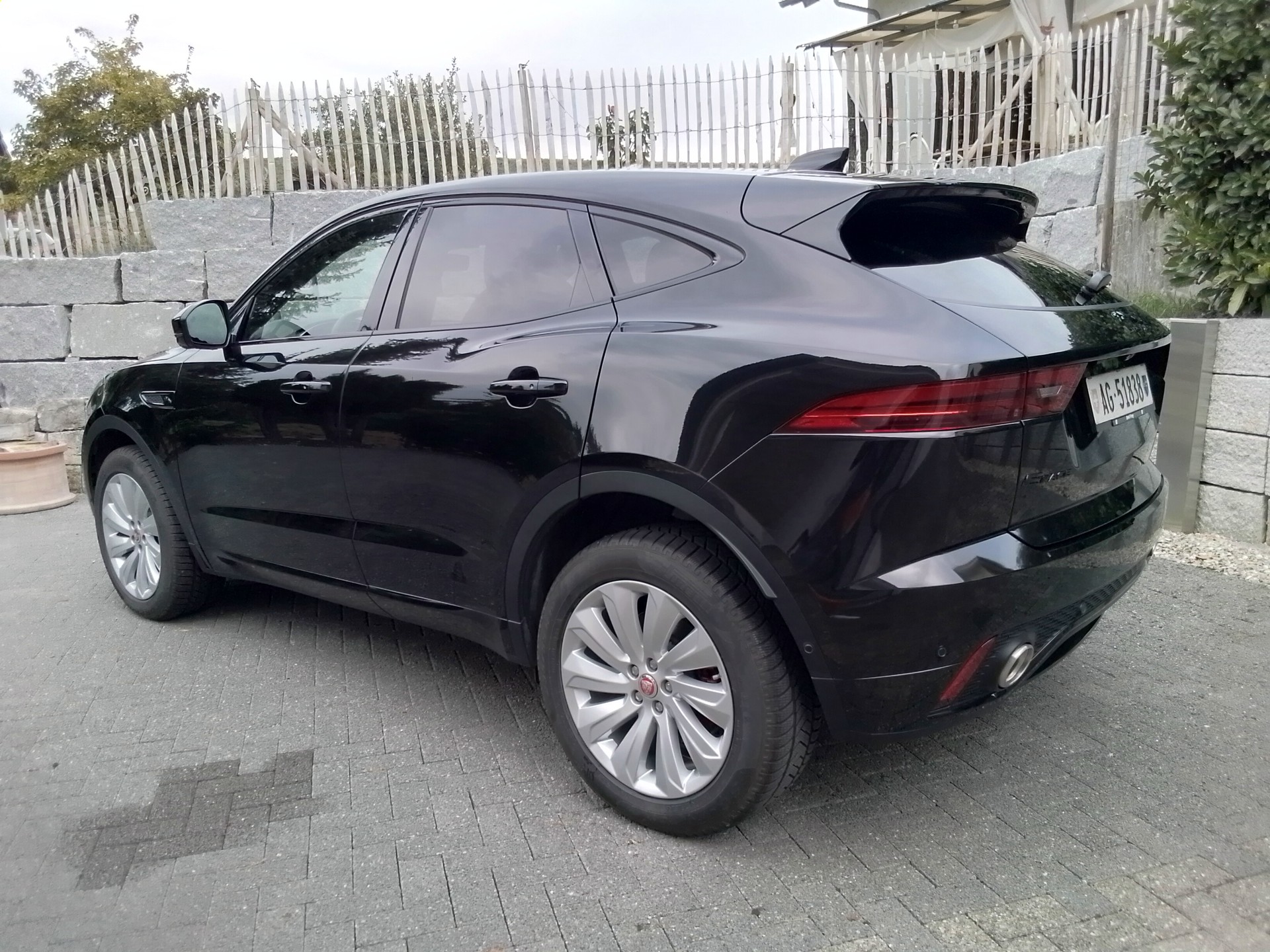 JAGUAR E-Pace 2.0 I4 300 Sport AWD-image-6