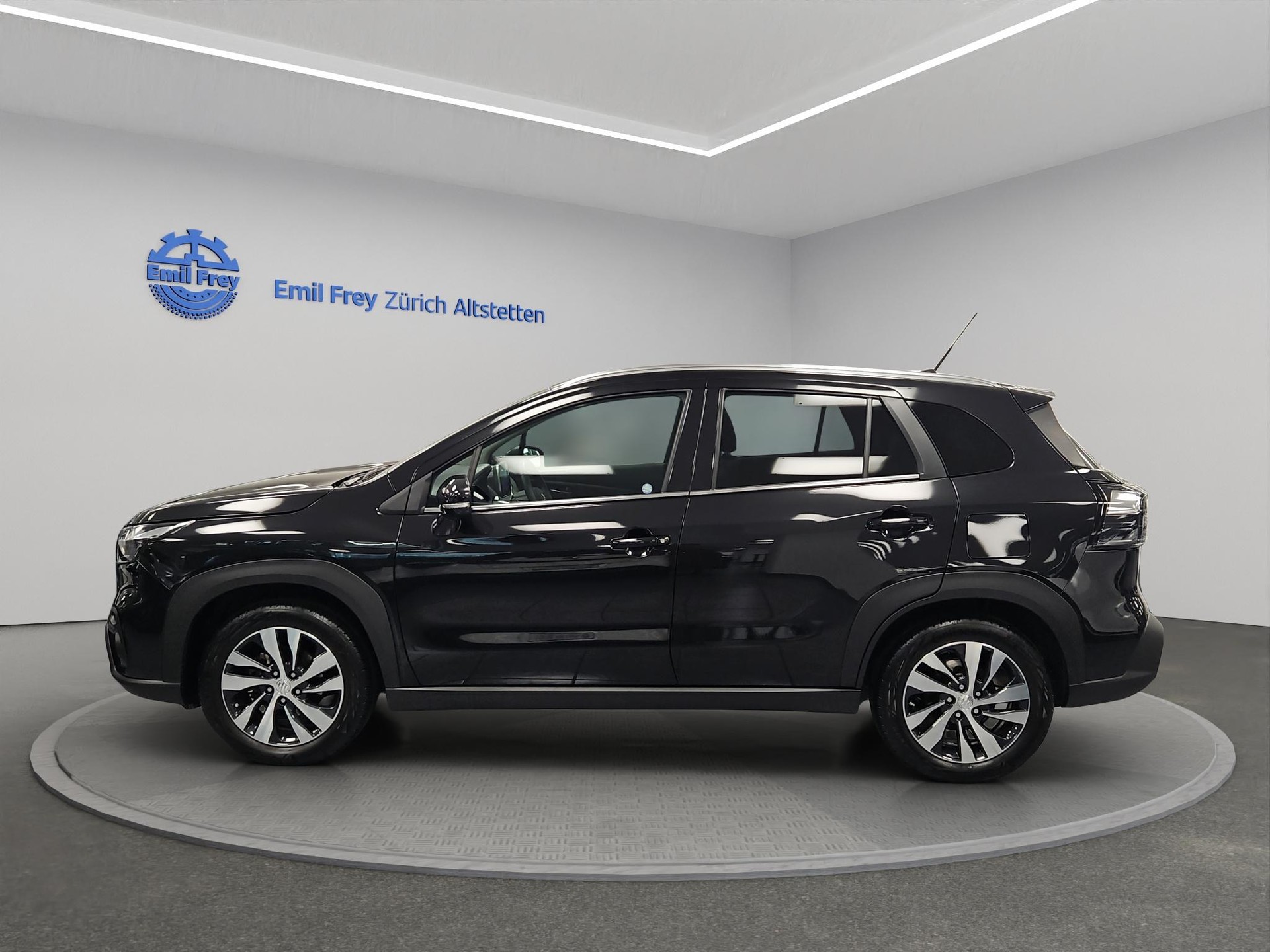 SUZUKI S-Cross 1.5 Compact Top Hybrid 4x4-image-2